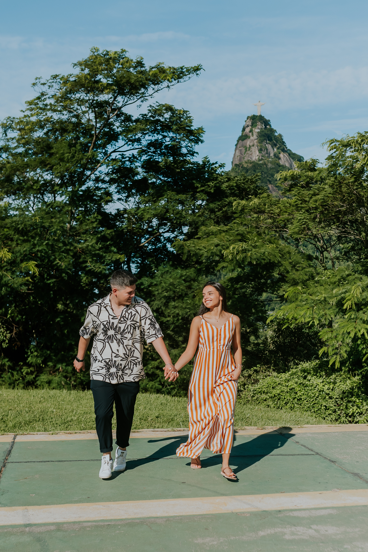 fotografia ensaio casal externo mirante dona marta rio de janeiro fotografa bruna Guerson rj cristo redentor