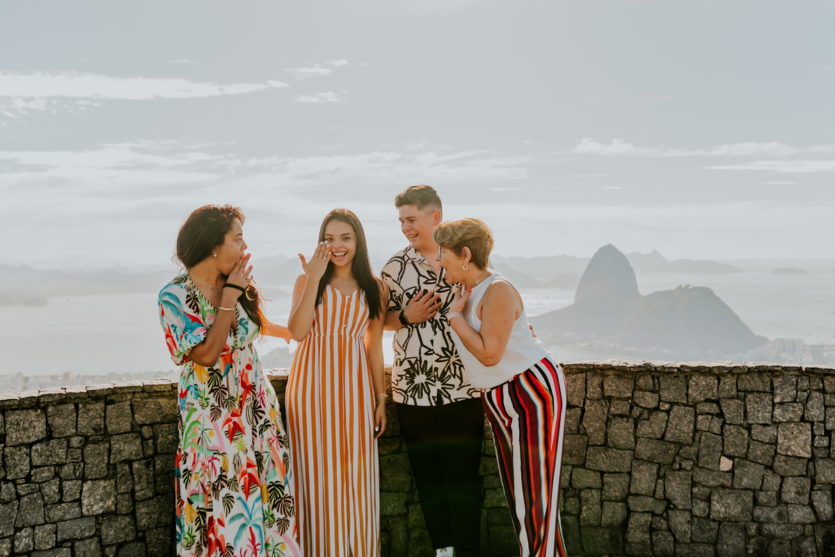 fotografia ensaio casal externo mirante dona marta rio de janeiro fotografa bruna Guerson rj cristo redentor