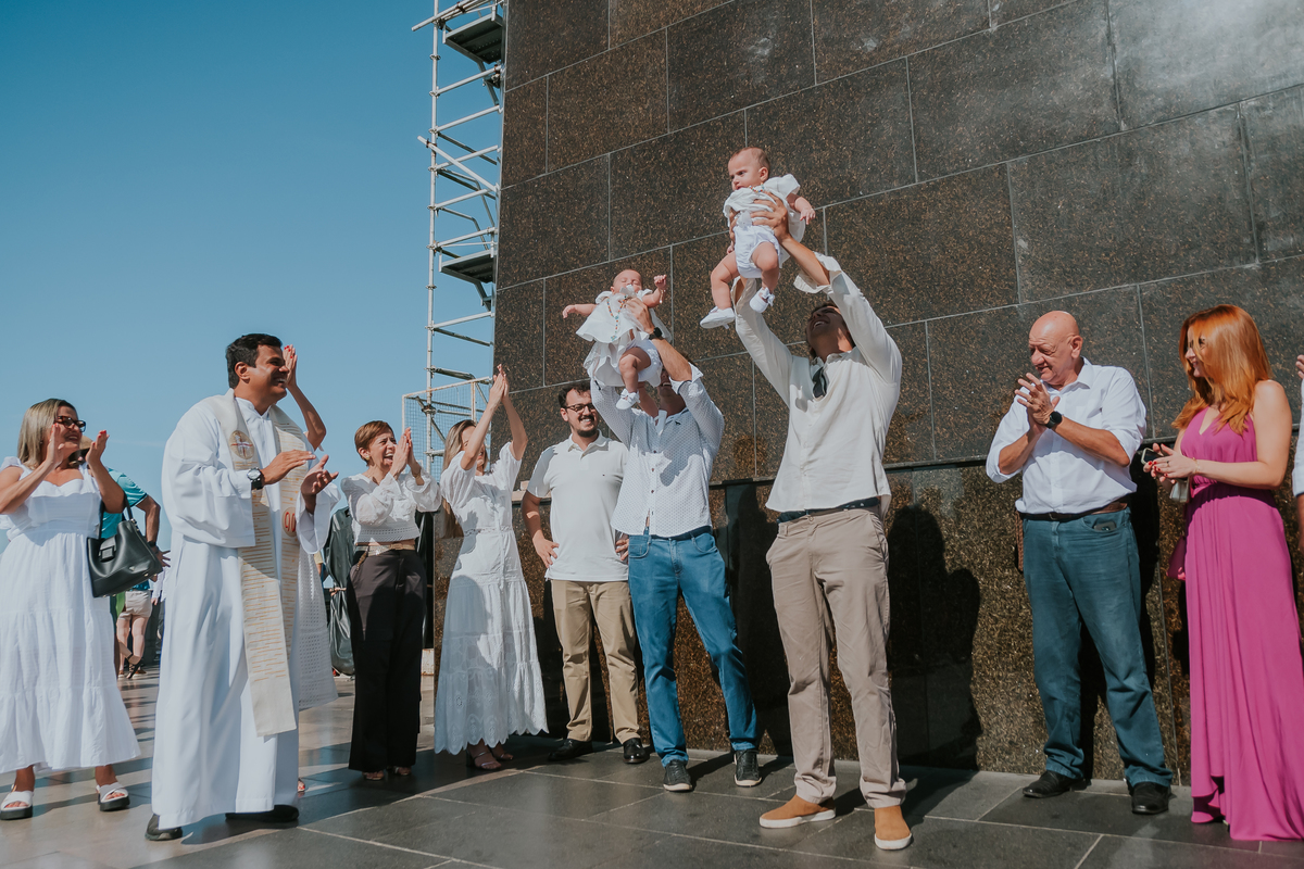 fotografia batizado batismo Rio de Janeiro cristo redentor gêmeas rj corcovado fotografa de familia 