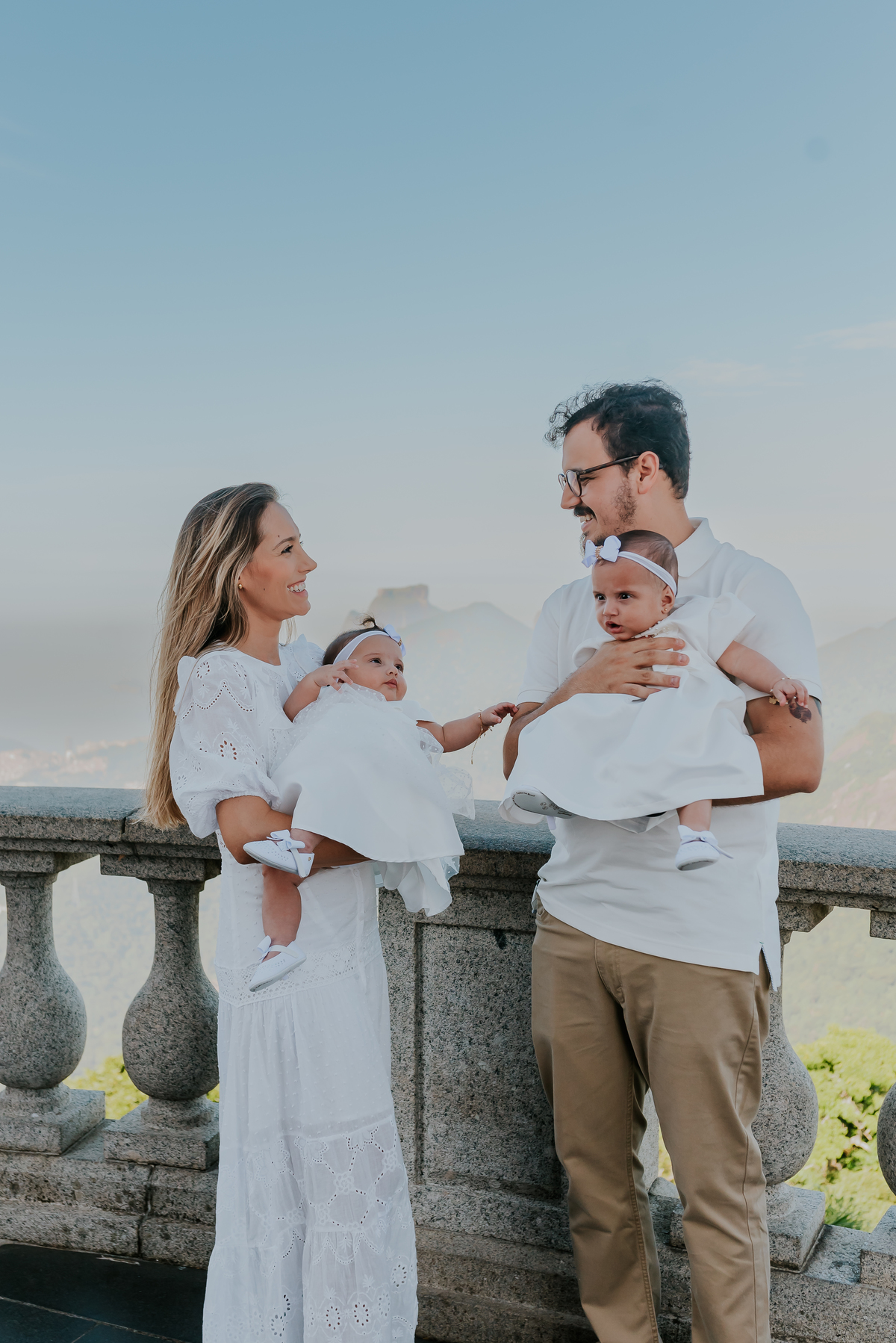 fotografia batizado batismo Rio de Janeiro cristo redentor gêmeas rj corcovado fotografa de familia 