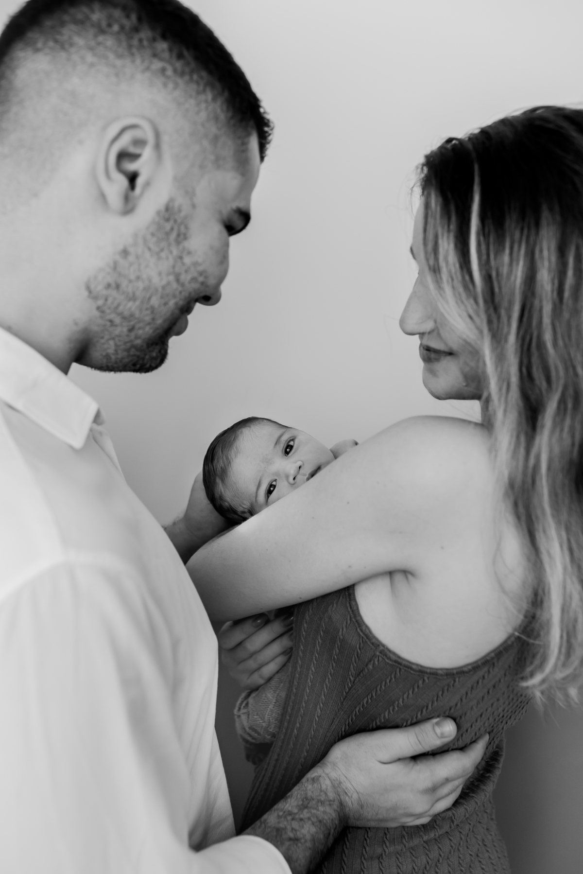 fotografia ensaio familia em casa primeiros dias acompanhamento newborn lifestyle Noah fotografa bruna guerson ilha do governador Rio de Janeiro 