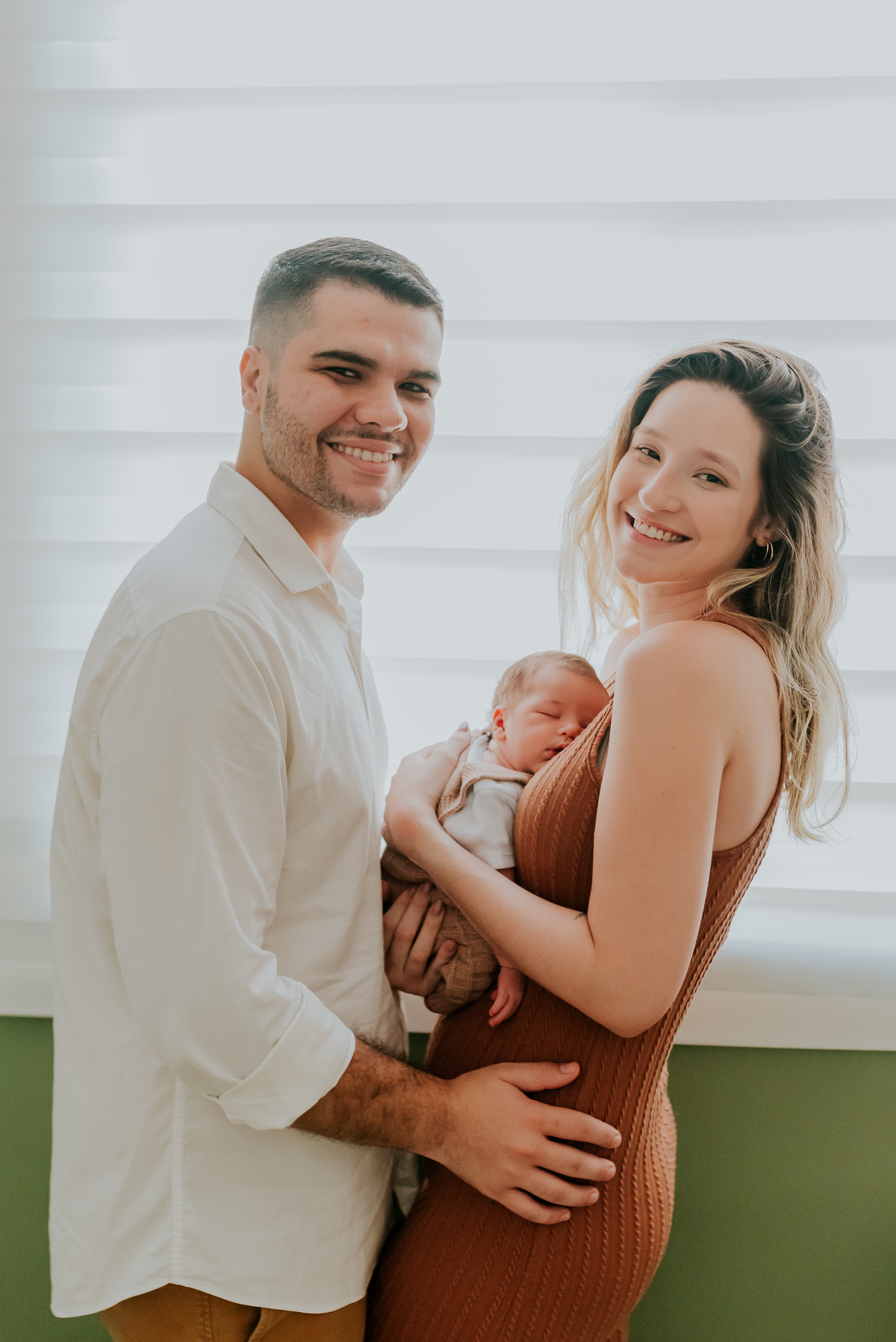fotografia ensaio familia em casa primeiros dias acompanhamento newborn lifestyle Noah fotografa bruna guerson ilha do governador Rio de Janeiro 