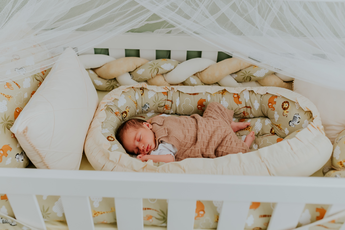 fotografia ensaio familia em casa primeiros dias acompanhamento newborn lifestyle Noah fotografa bruna guerson ilha do governador Rio de Janeiro 