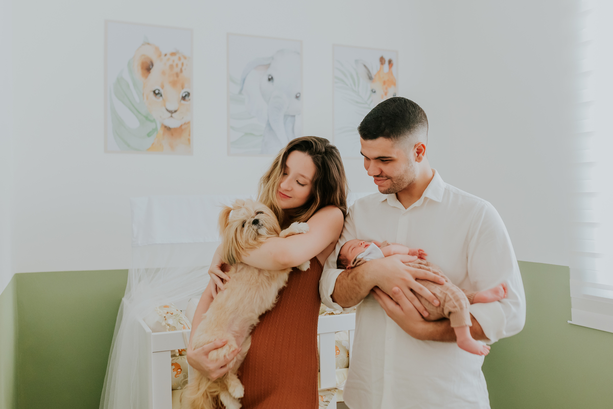 fotografia ensaio familia em casa primeiros dias acompanhamento newborn lifestyle Noah fotografa bruna guerson ilha do governador Rio de Janeiro 