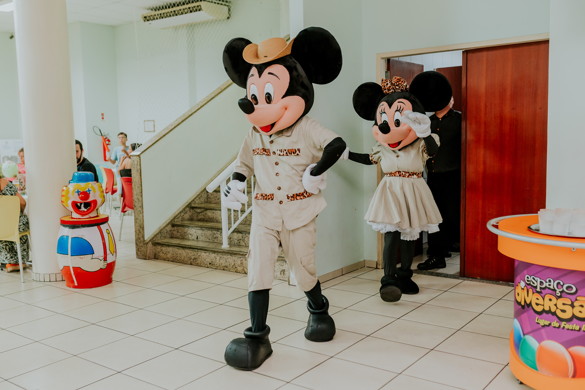 fotografia Rio de Janeiro festa infantil espaço diversão fotografa de familia 1 ano eduardo tema Mickey safari 