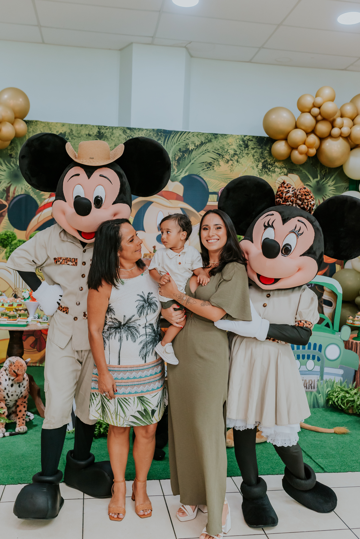 fotografia Rio de Janeiro festa infantil espaço diversão fotografa de familia 1 ano eduardo tema Mickey safari 