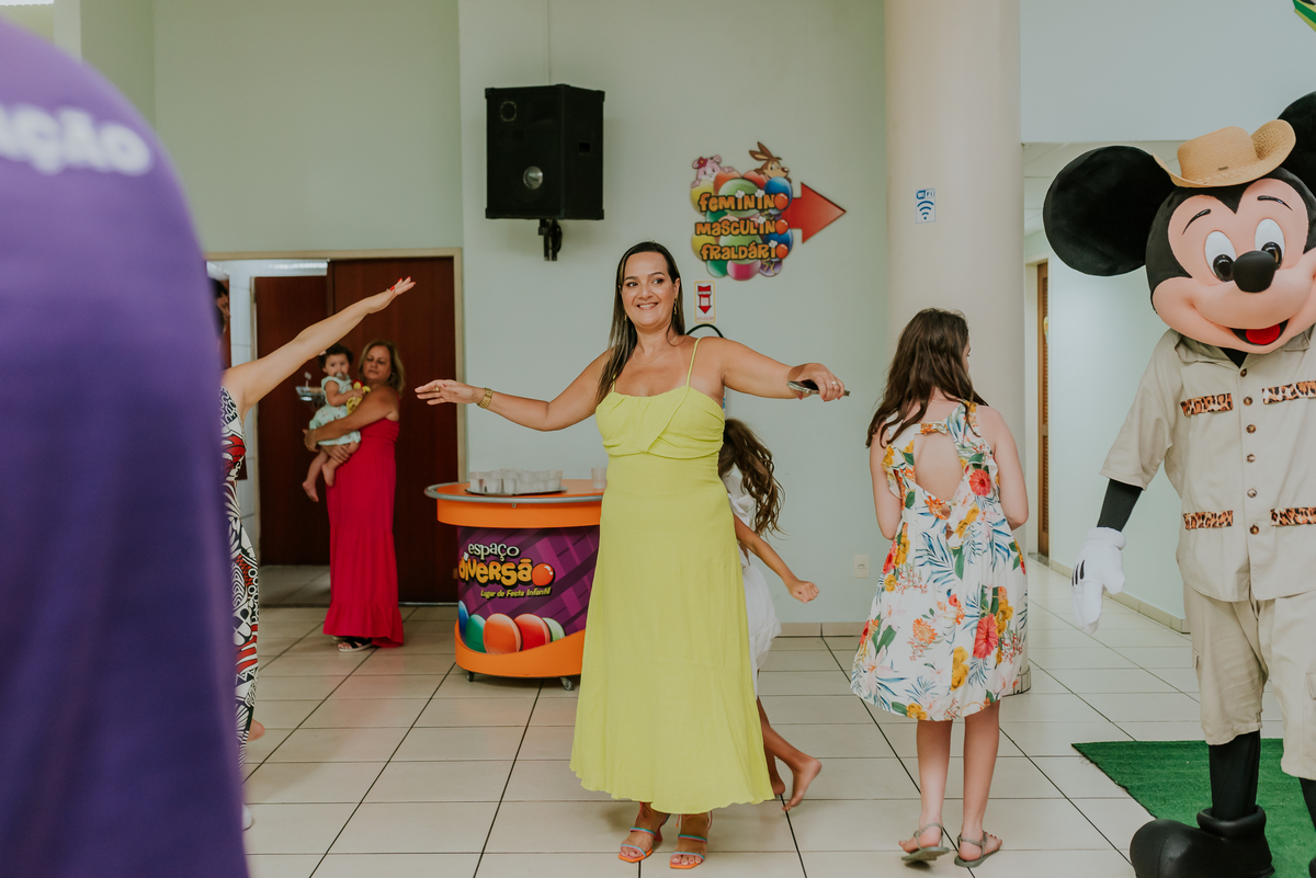 fotografia Rio de Janeiro festa infantil espaço diversão fotografa de familia 1 ano eduardo tema Mickey safari 