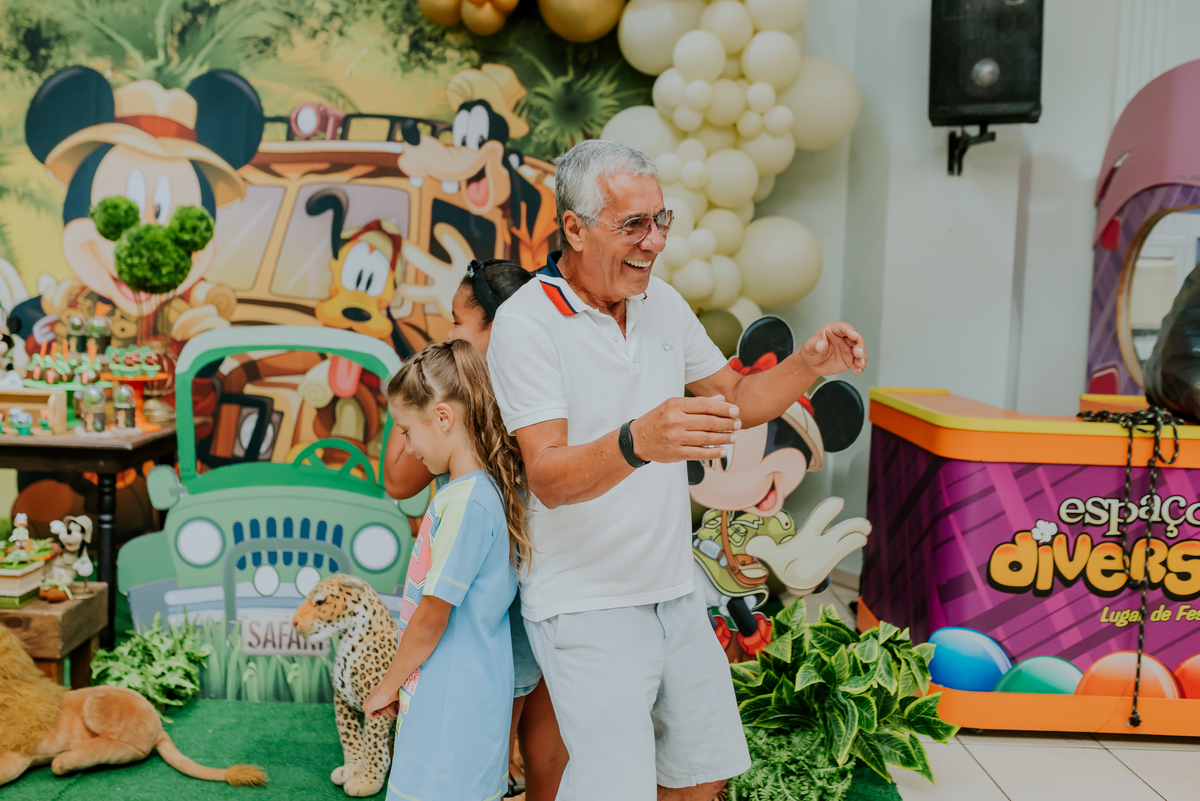 fotografia Rio de Janeiro festa infantil espaço diversão fotografa de familia 1 ano eduardo tema Mickey safari 