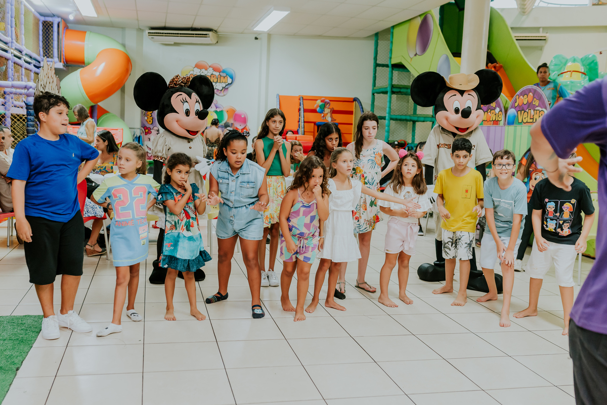fotografia Rio de Janeiro festa infantil espaço diversão fotografa de familia 1 ano eduardo tema Mickey safari 