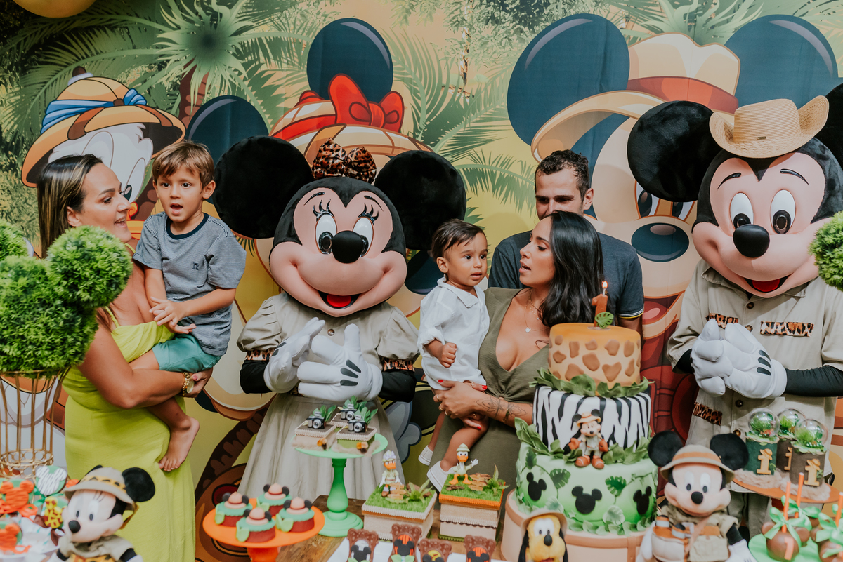 fotografia Rio de Janeiro festa infantil espaço diversão fotografa de familia 1 ano eduardo tema Mickey safari 