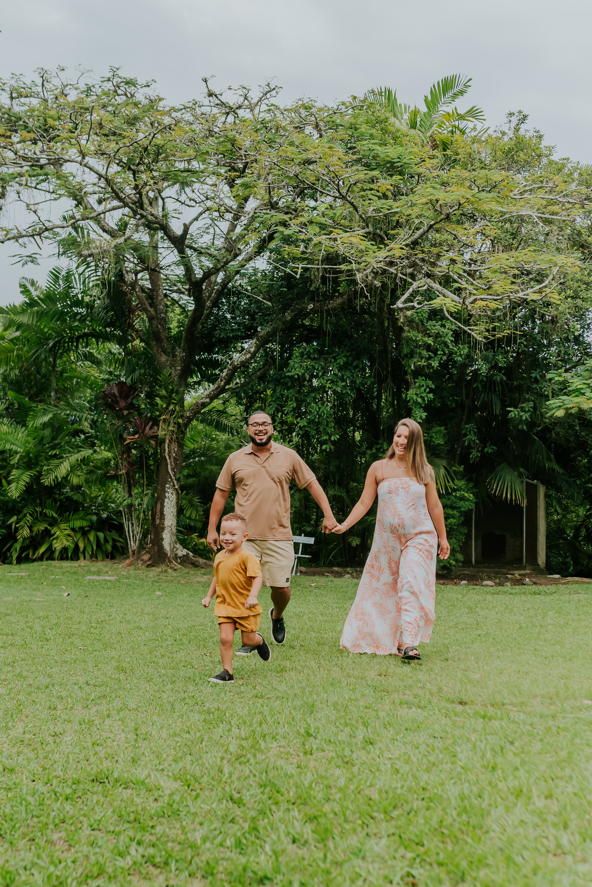 fotografia ensaio gestante familia fotografa parque das ruinas santa Teresa rio de janeiro