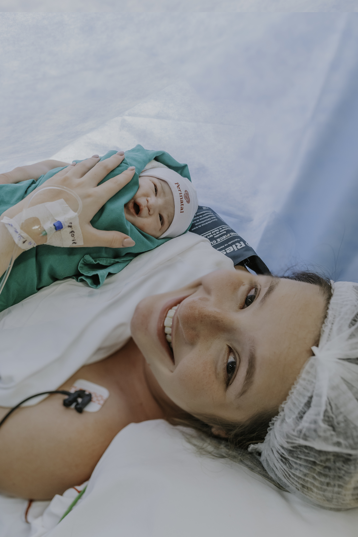 fotografia nascimento parto cesarea perinatal barra da Tijuca Rio de Janeiro Noah fotografa familia 