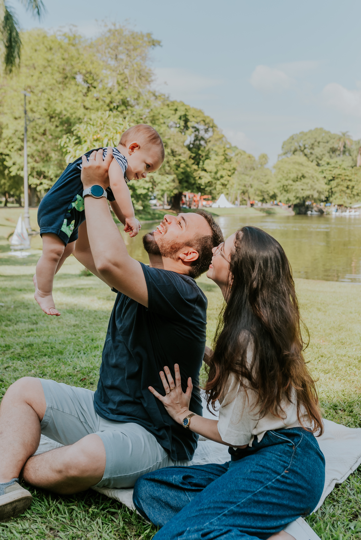 fotografia ensaio externo familia quinta da Boa Vista fotografa Rio de Janeiro 8 meses Joaquim natureza acompanhamento