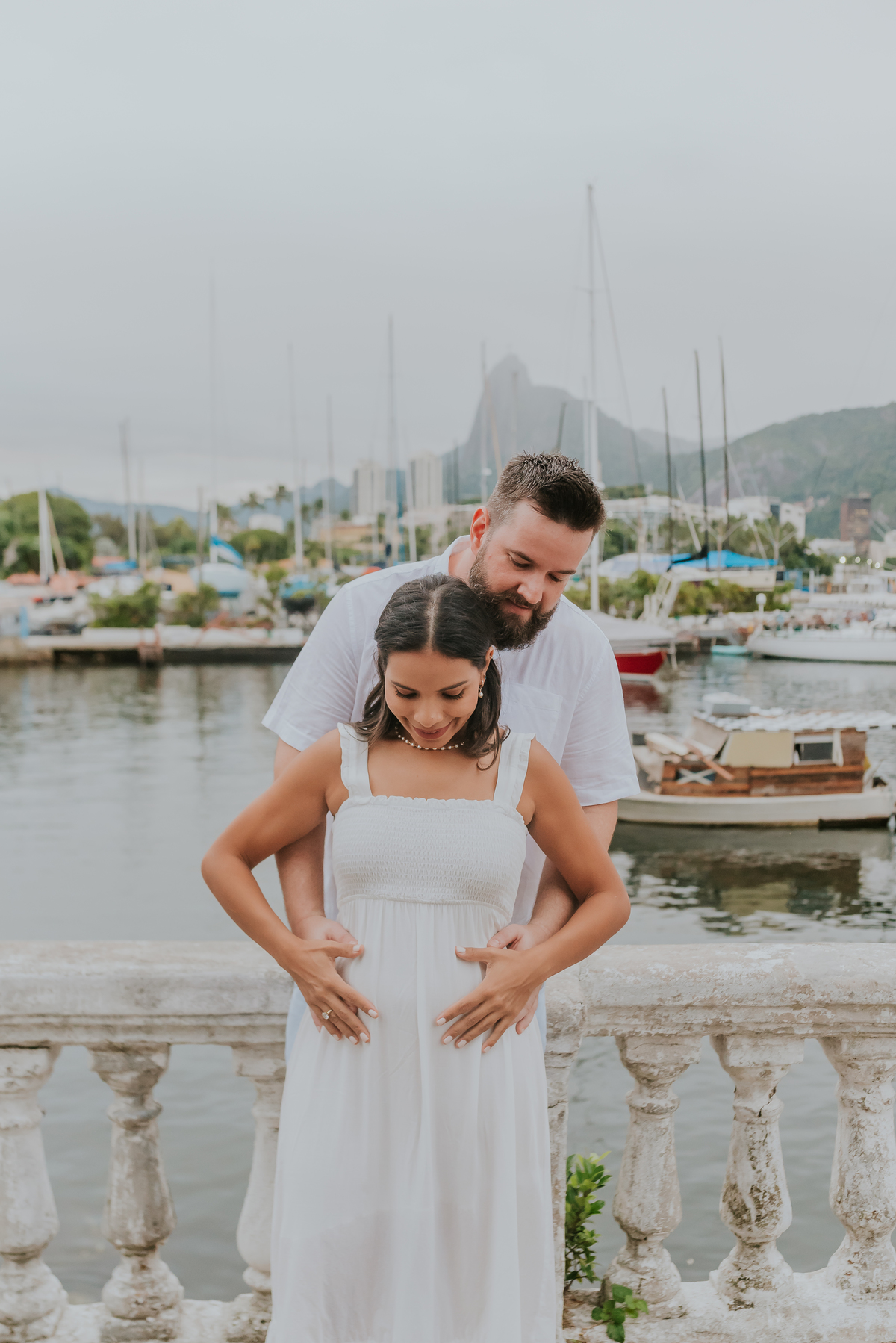 fotografia ensaio gestante revelação praia vermelha urca Rio de Janeiro a espera da Luiza fotografa familia rj 