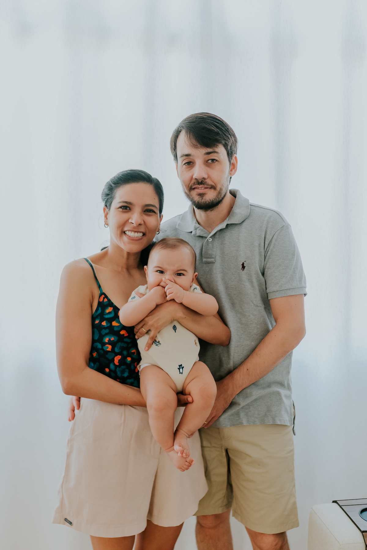 fotografia ensaio familia em casa acompanhamento Theo 5 meses ilha do governador fotografa rio de janeiro