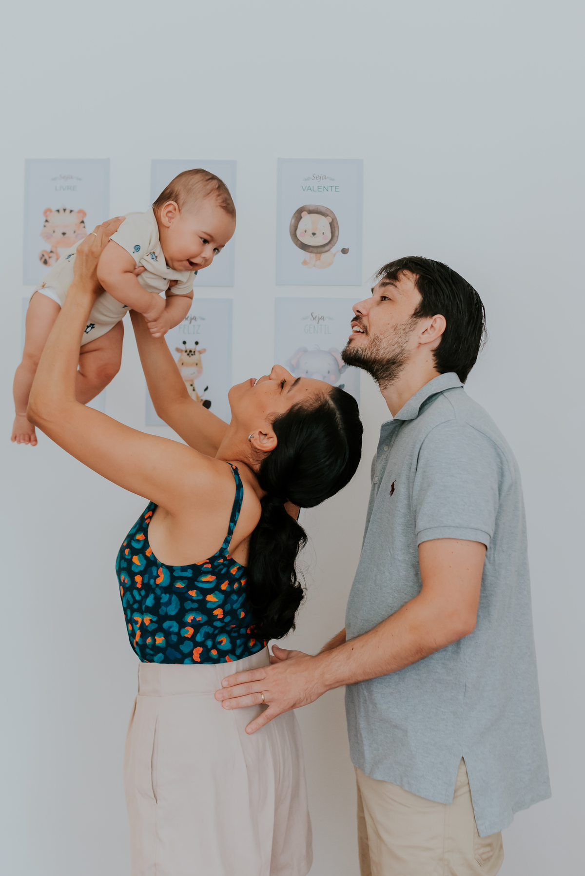 fotografia ensaio familia em casa acompanhamento Theo 5 meses ilha do governador fotografa rio de janeiro