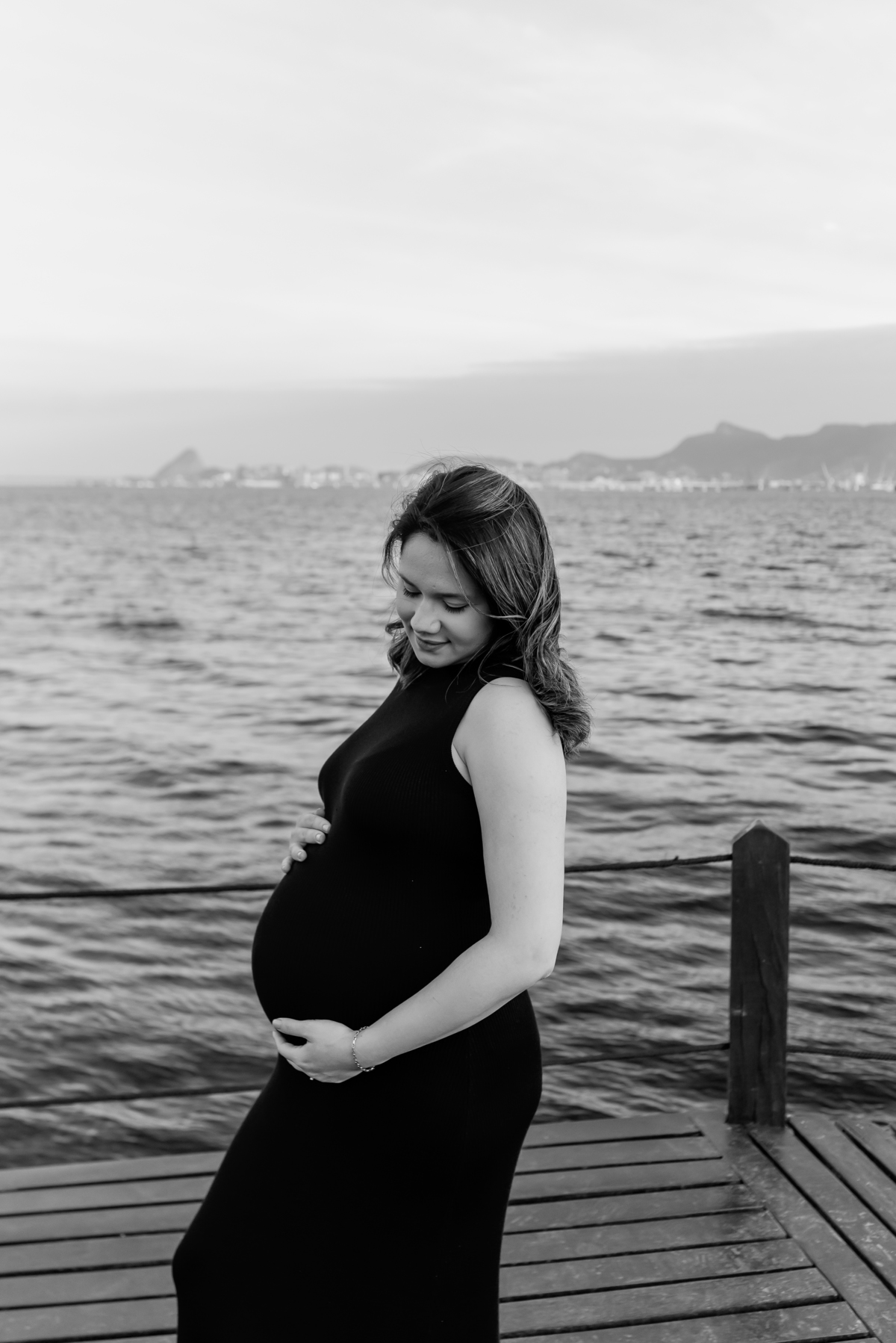 fotografia ensaio familia gestante ensaio externo praia da bica ilha do governador fotografa rio de janeirofotografia ensaio familia gestante ensaio externo praia da bica ilha do governador fotografa rio de janeiro