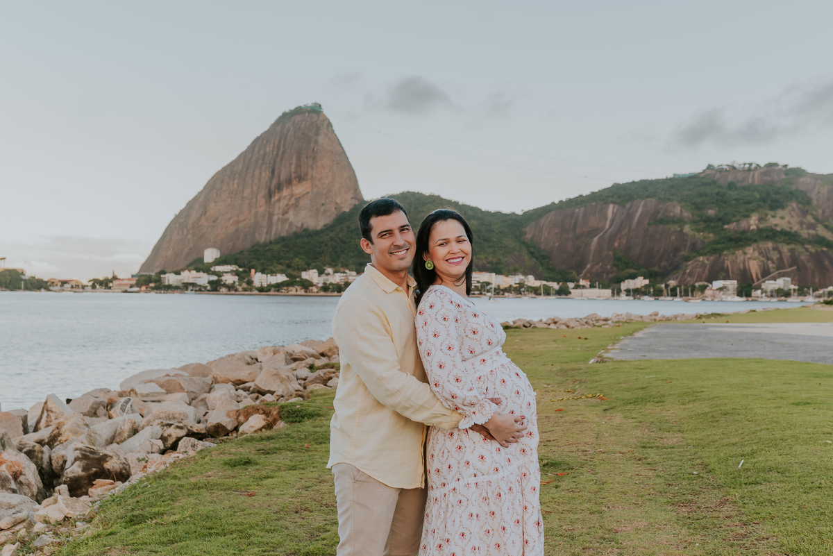 fotografia ensaio de gestante Rio de Janeiro aterro do flamengo a espera da Clarice maria sessão externa fotografa familia