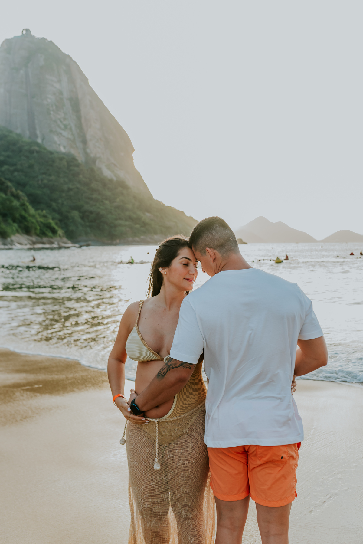 fotografia ensaio de gestante externo praia vermelha urca rio de janeiro fotografa familia a espera da Mariana