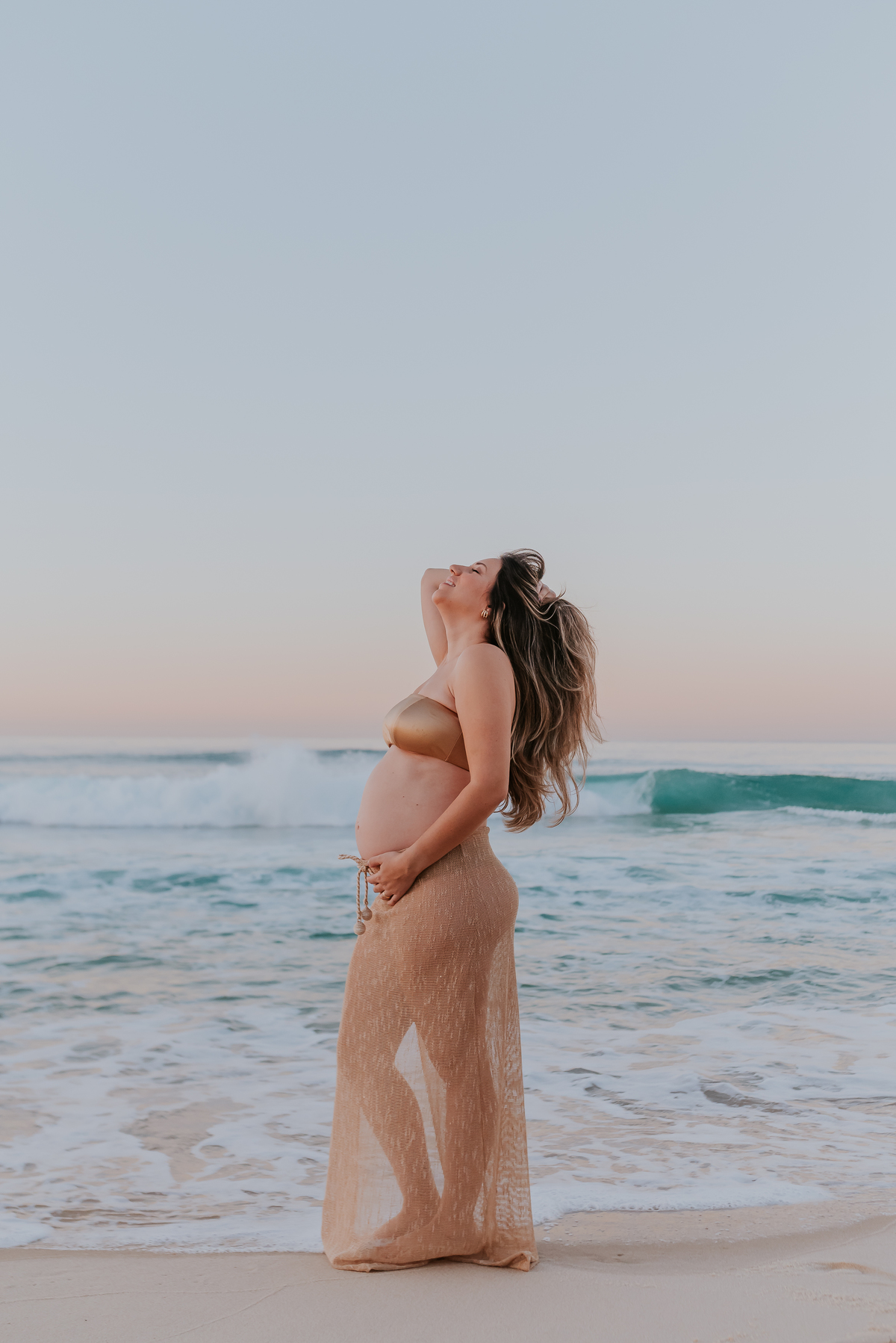 ensaio gestante amanhecer praia barra da Tijuca Rio de Janeiro fotografa familia rj 
