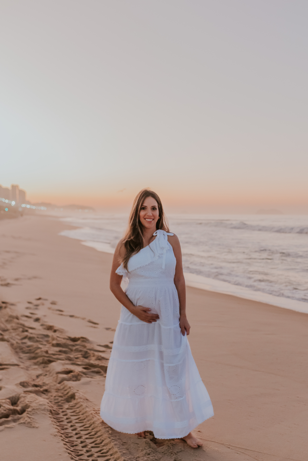 ensaio gestante amanhecer praia barra da Tijuca Rio de Janeiro fotografa familia rj 