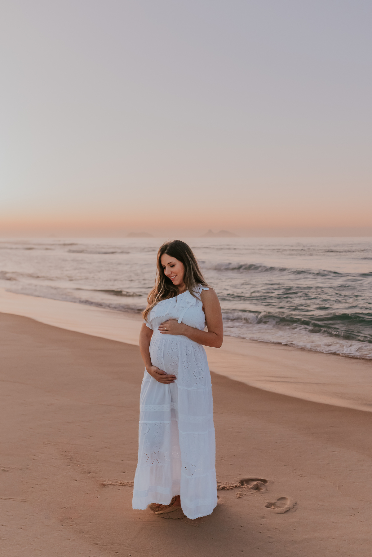 ensaio gestante amanhecer praia barra da Tijuca Rio de Janeiro fotografa familia rj 