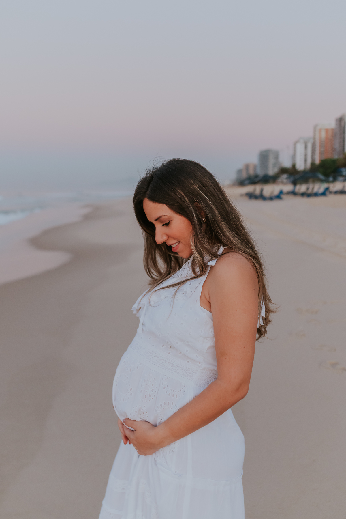 ensaio gestante amanhecer praia barra da Tijuca Rio de Janeiro fotografa familia rj 