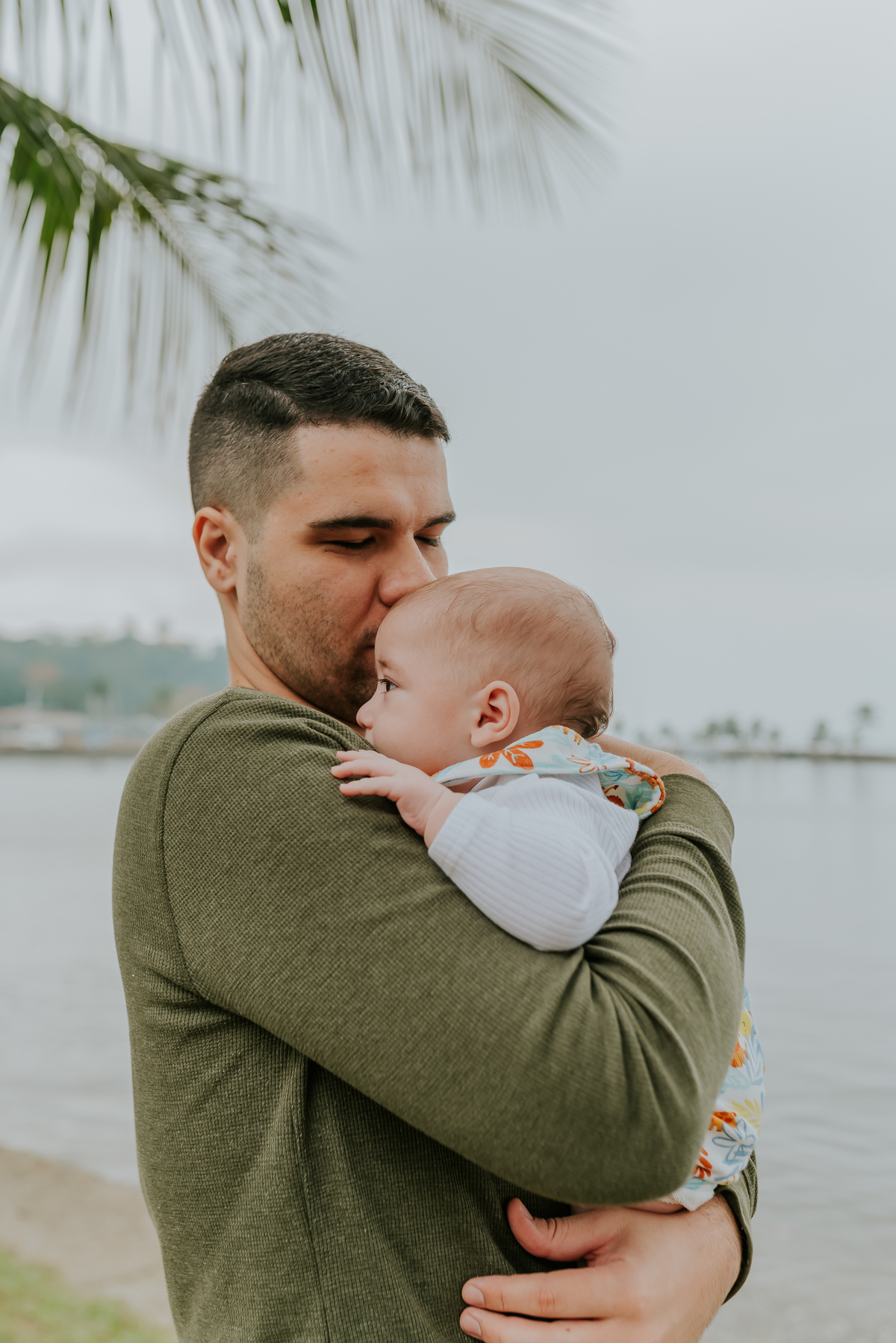 ensaio familia acompanhamento 3 meses Noah externo ilha do governador quebra coco jardim Guanabara fotografia rj 