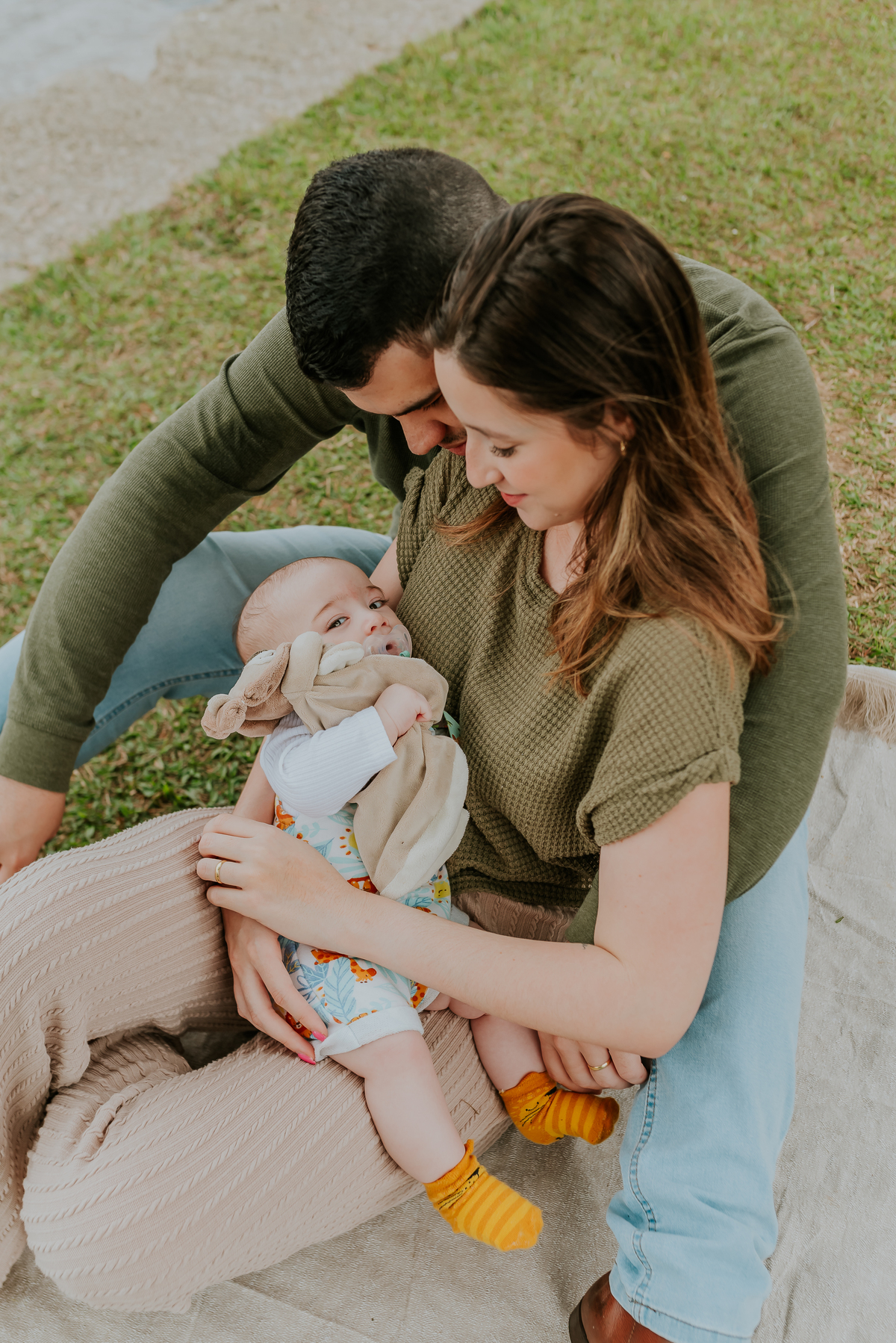 ensaio familia acompanhamento 3 meses Noah externo ilha do governador quebra coco jardim Guanabara fotografia rj 