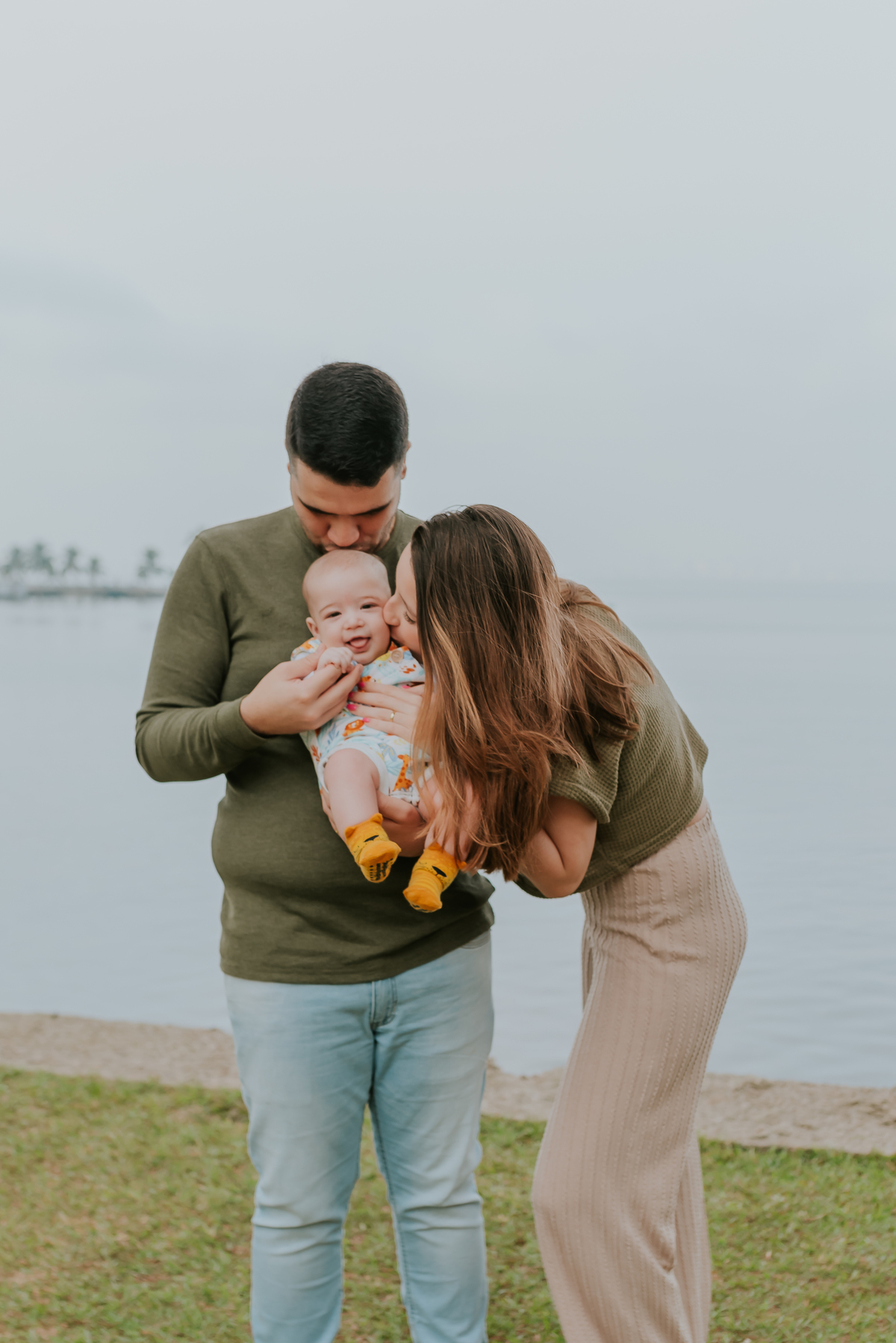 ensaio familia acompanhamento 3 meses Noah externo ilha do governador quebra coco jardim Guanabara fotografia rj 