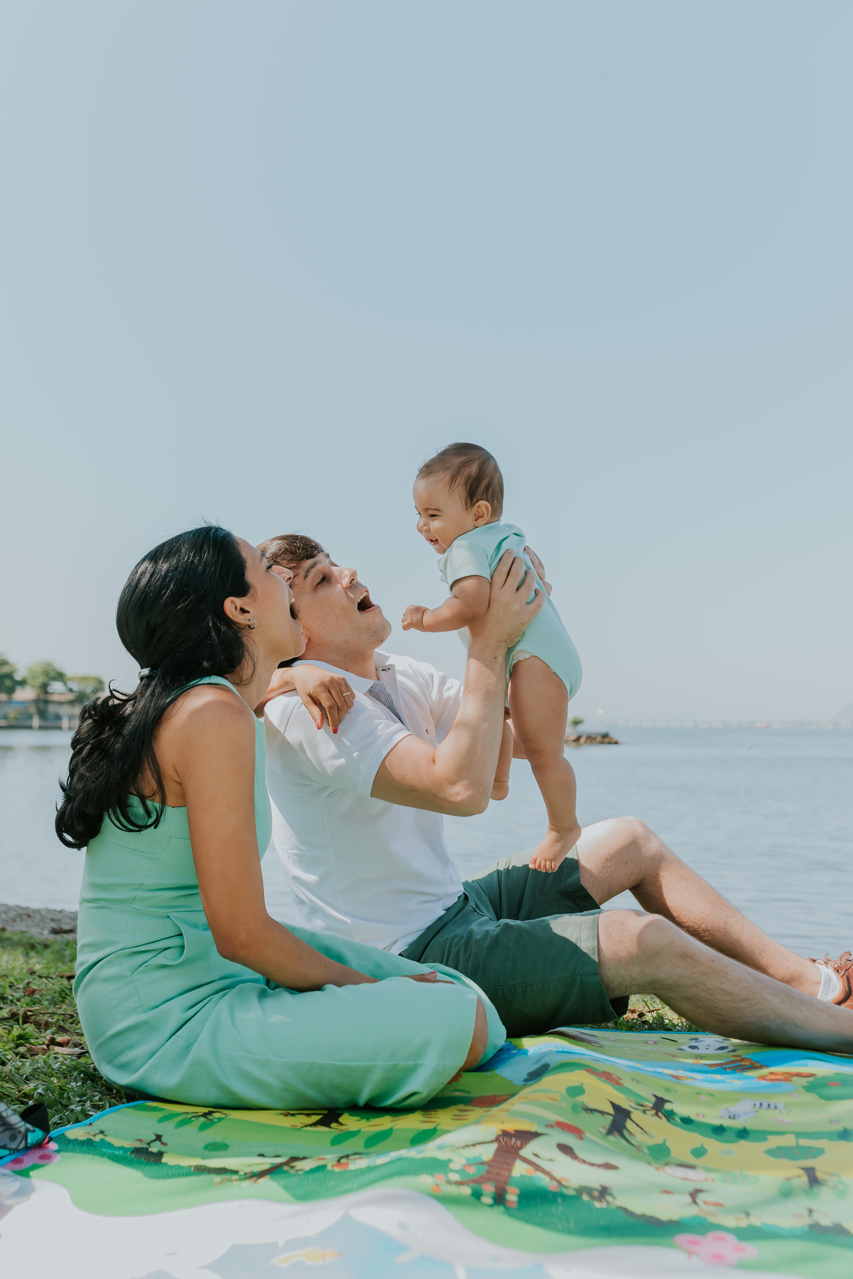 fotografia ensaio família externo quebra coco ilha do governador 8 meses do Theo acompanhamento rio de janeiro