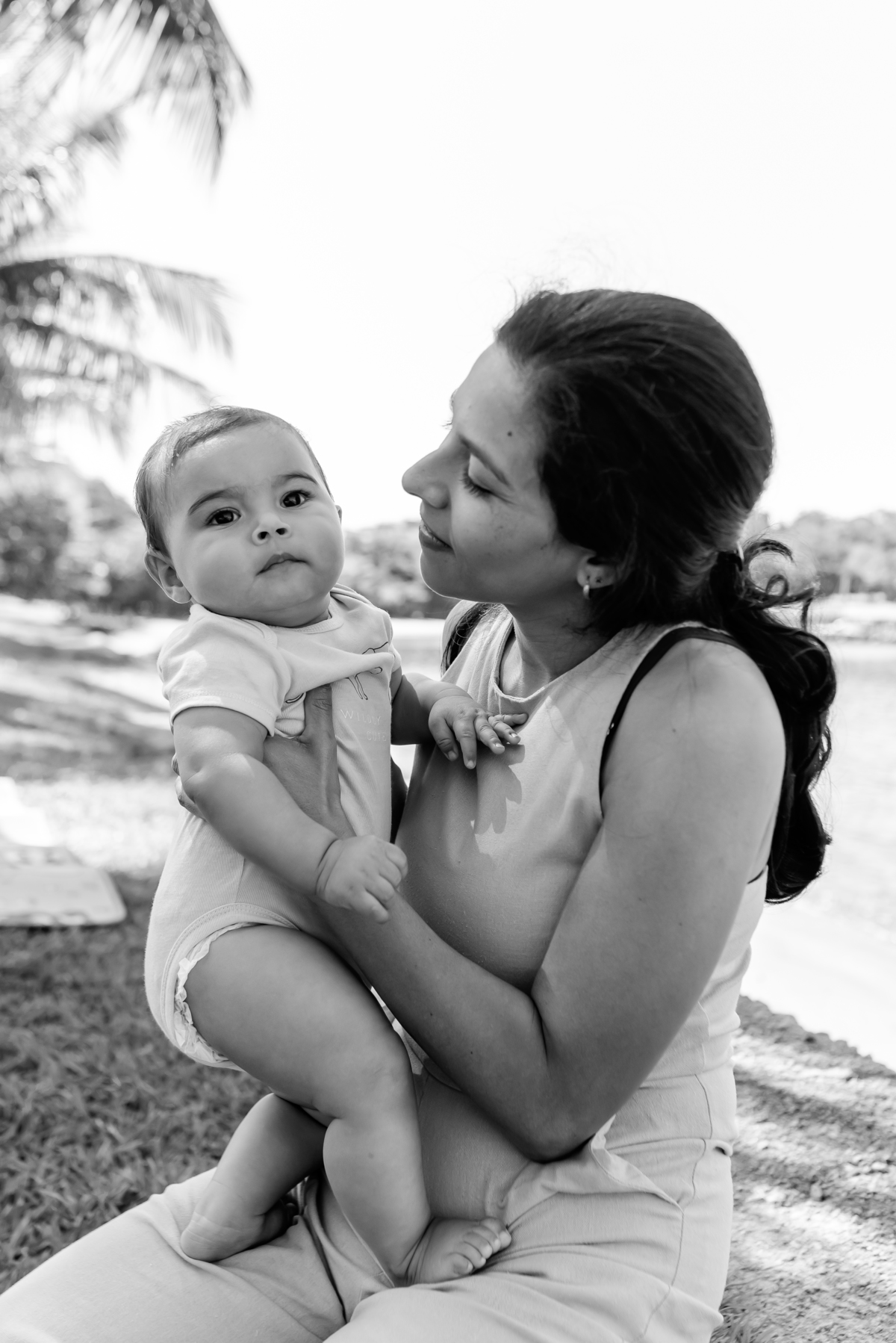 fotografia ensaio família externo quebra coco ilha do governador 8 meses do Theo acompanhamento rio de janeiro