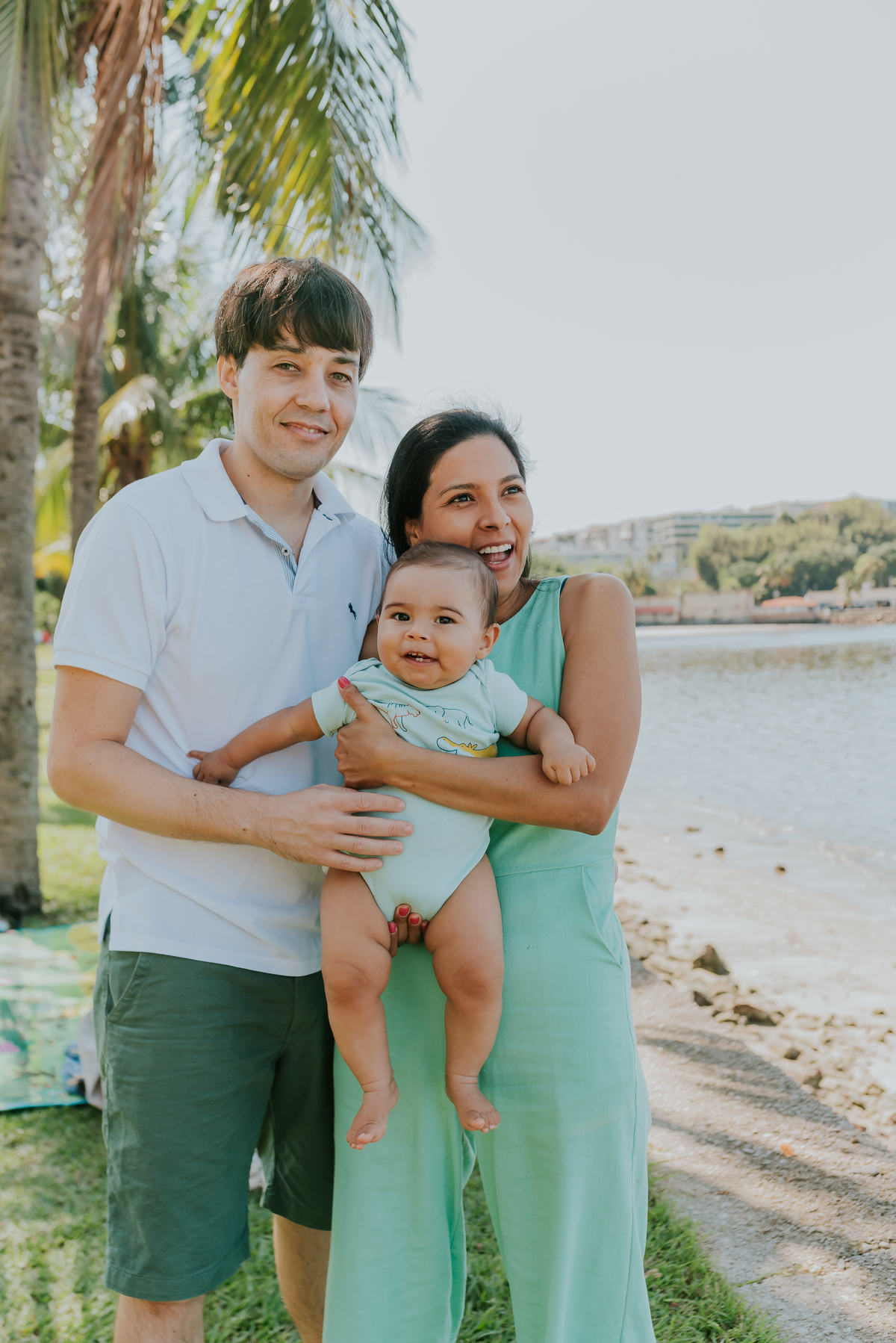 fotografia ensaio família externo quebra coco ilha do governador 8 meses do Theo acompanhamento rio de janeiro