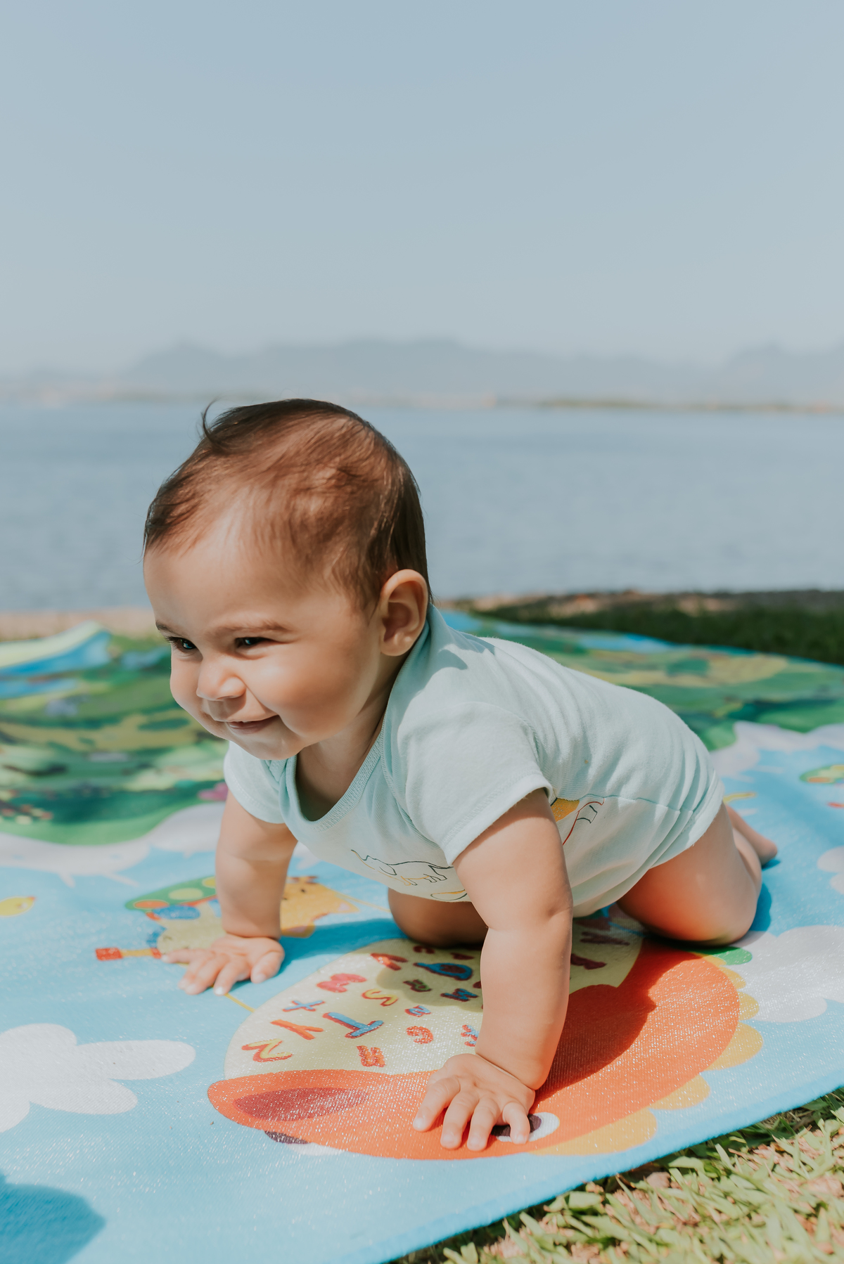 fotografia ensaio família externo quebra coco ilha do governador 8 meses do Theo acompanhamento rio de janeiro