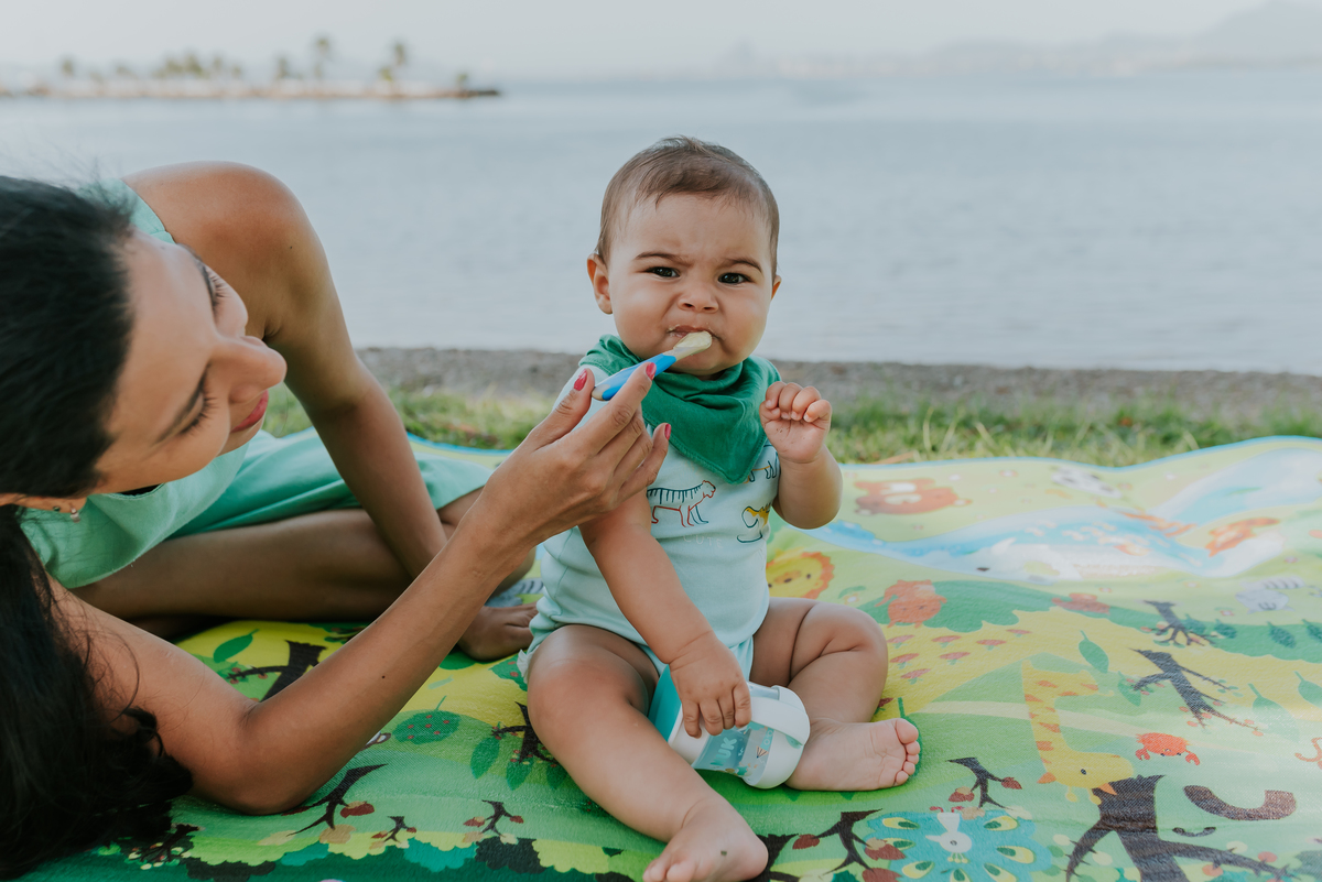 fotografia ensaio família externo quebra coco ilha do governador 8 meses do Theo acompanhamento rio de janeiro