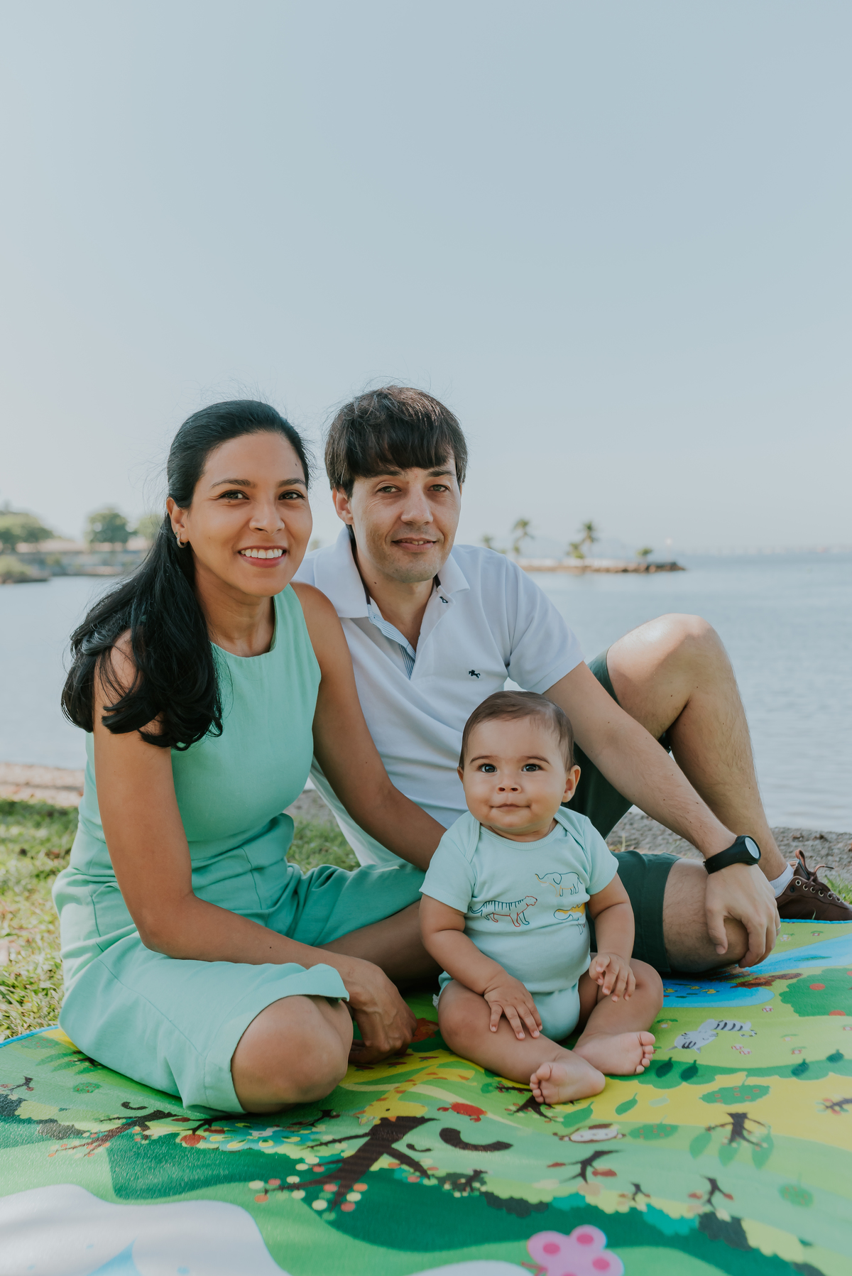 fotografia ensaio família externo quebra coco ilha do governador 8 meses do Theo acompanhamento rio de janeiro