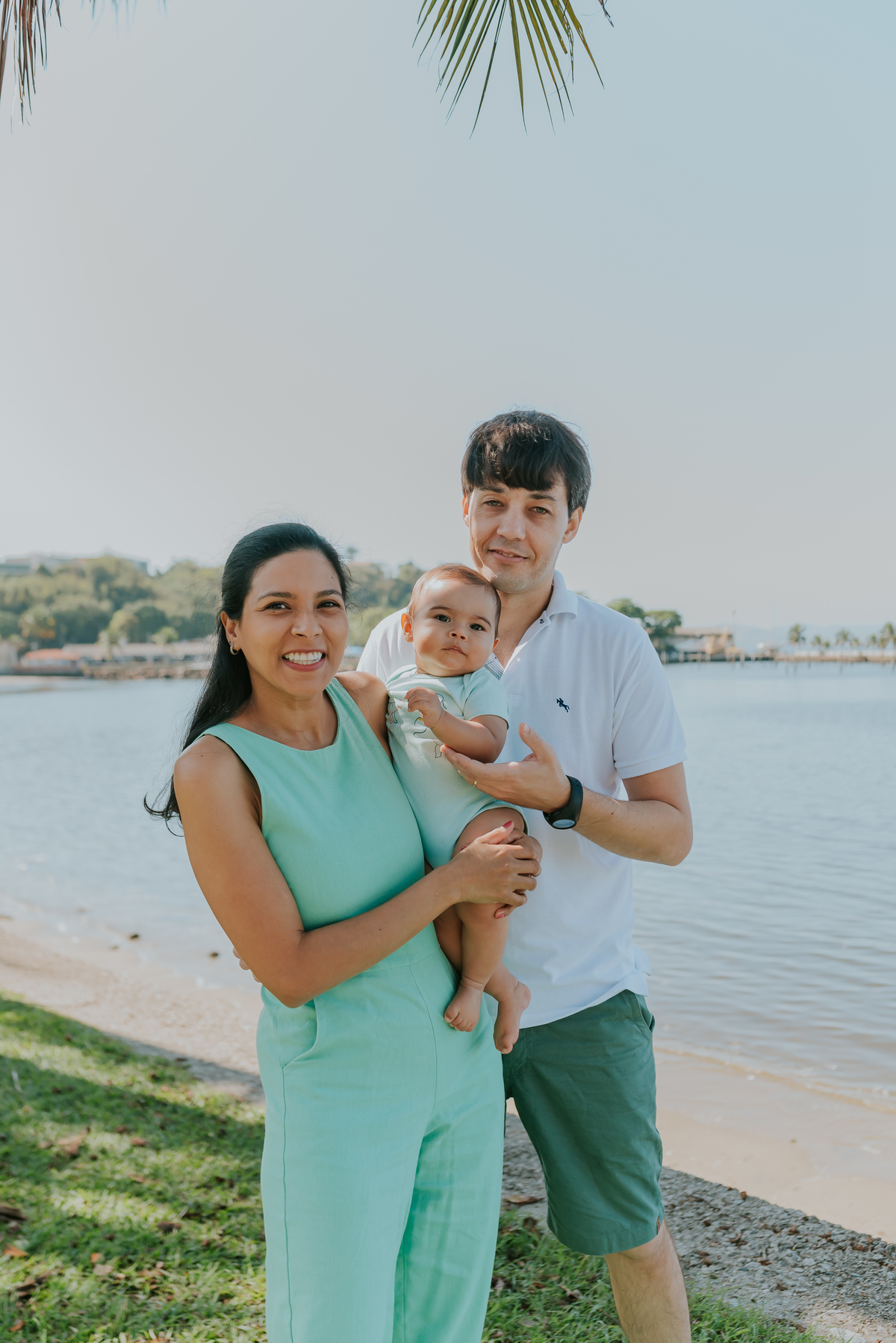 fotografia ensaio família externo quebra coco ilha do governador 8 meses do Theo acompanhamento rio de janeiro