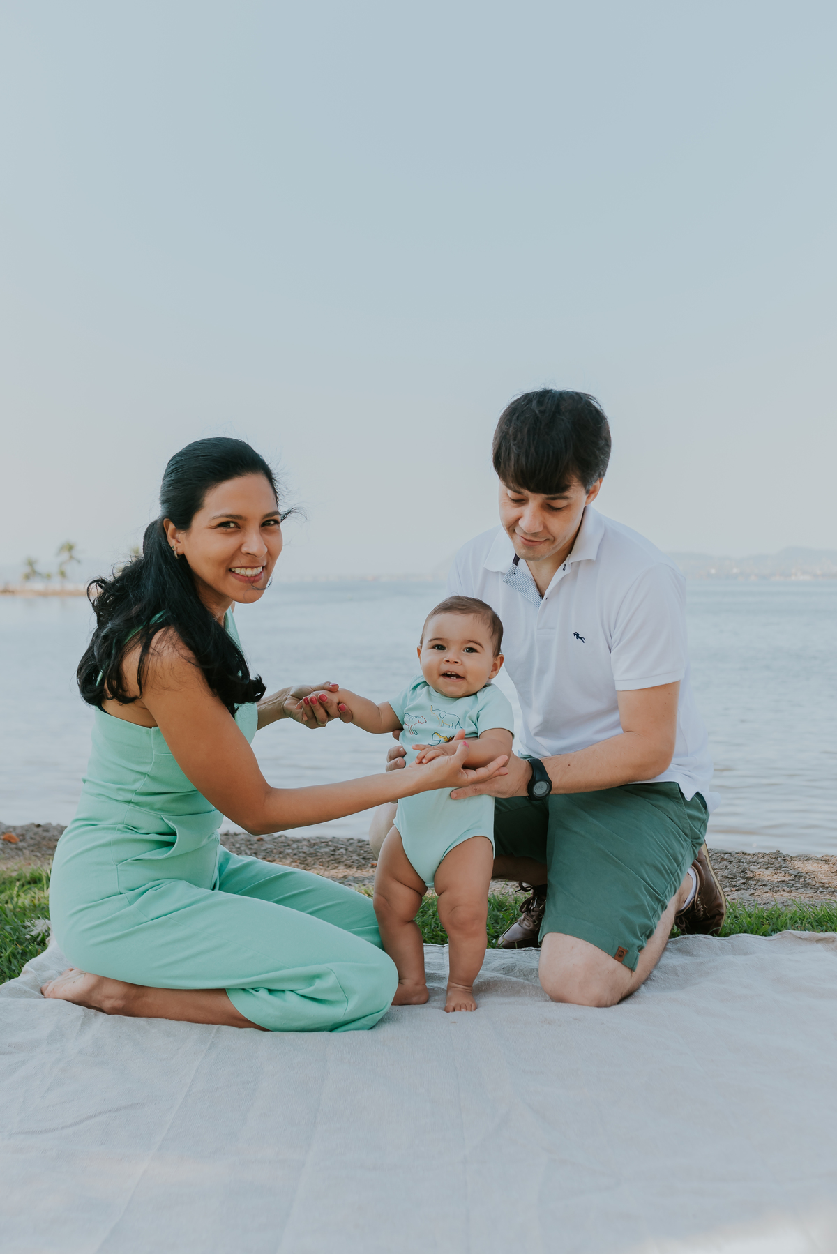 fotografia ensaio família externo quebra coco ilha do governador 8 meses do Theo acompanhamento rio de janeiro
