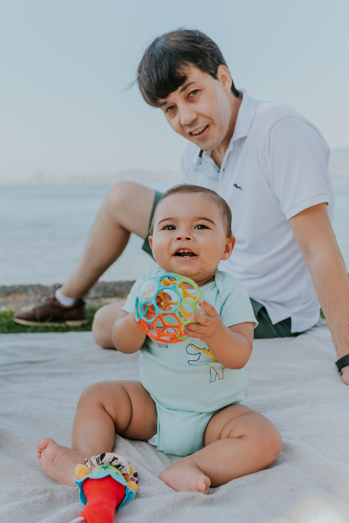 fotografia ensaio família externo quebra coco ilha do governador 8 meses do Theo acompanhamento rio de janeiro
