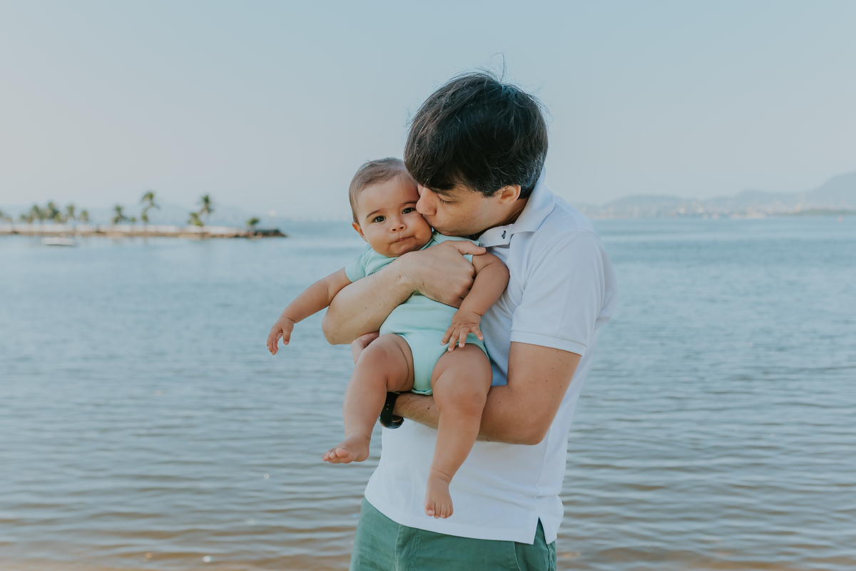 fotografia ensaio família externo quebra coco ilha do governador 8 meses do Theo acompanhamento rio de janeiro