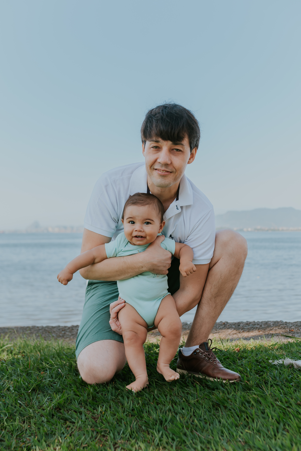 fotografia ensaio família externo quebra coco ilha do governador 8 meses do Theo acompanhamento rio de janeiro