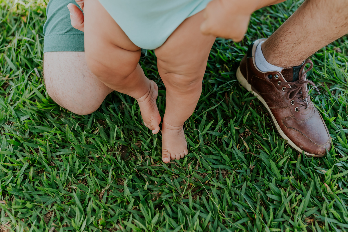 fotografia ensaio família externo quebra coco ilha do governador 8 meses do Theo acompanhamento rio de janeiro