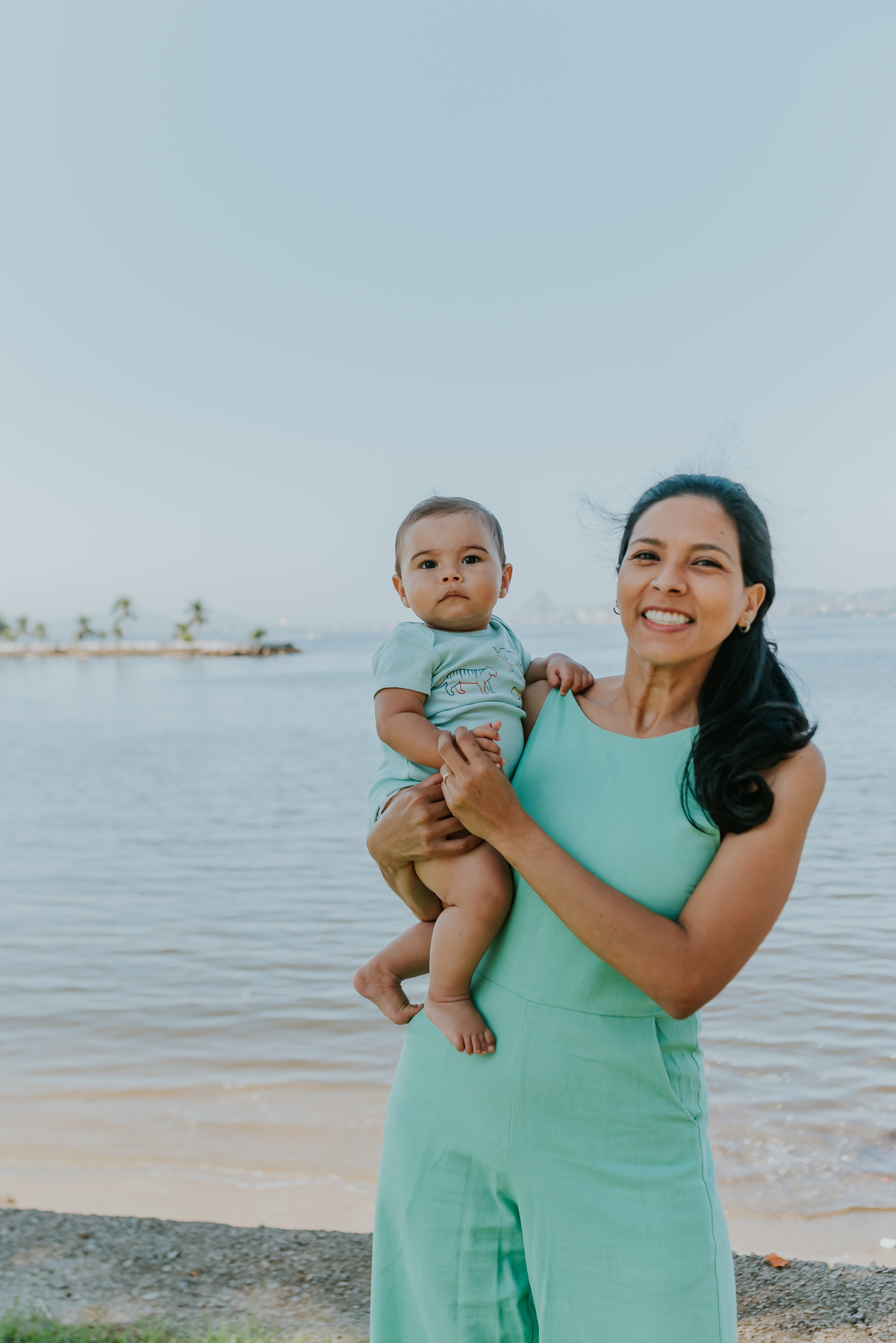 fotografia ensaio família externo quebra coco ilha do governador 8 meses do Theo acompanhamento rio de janeiro