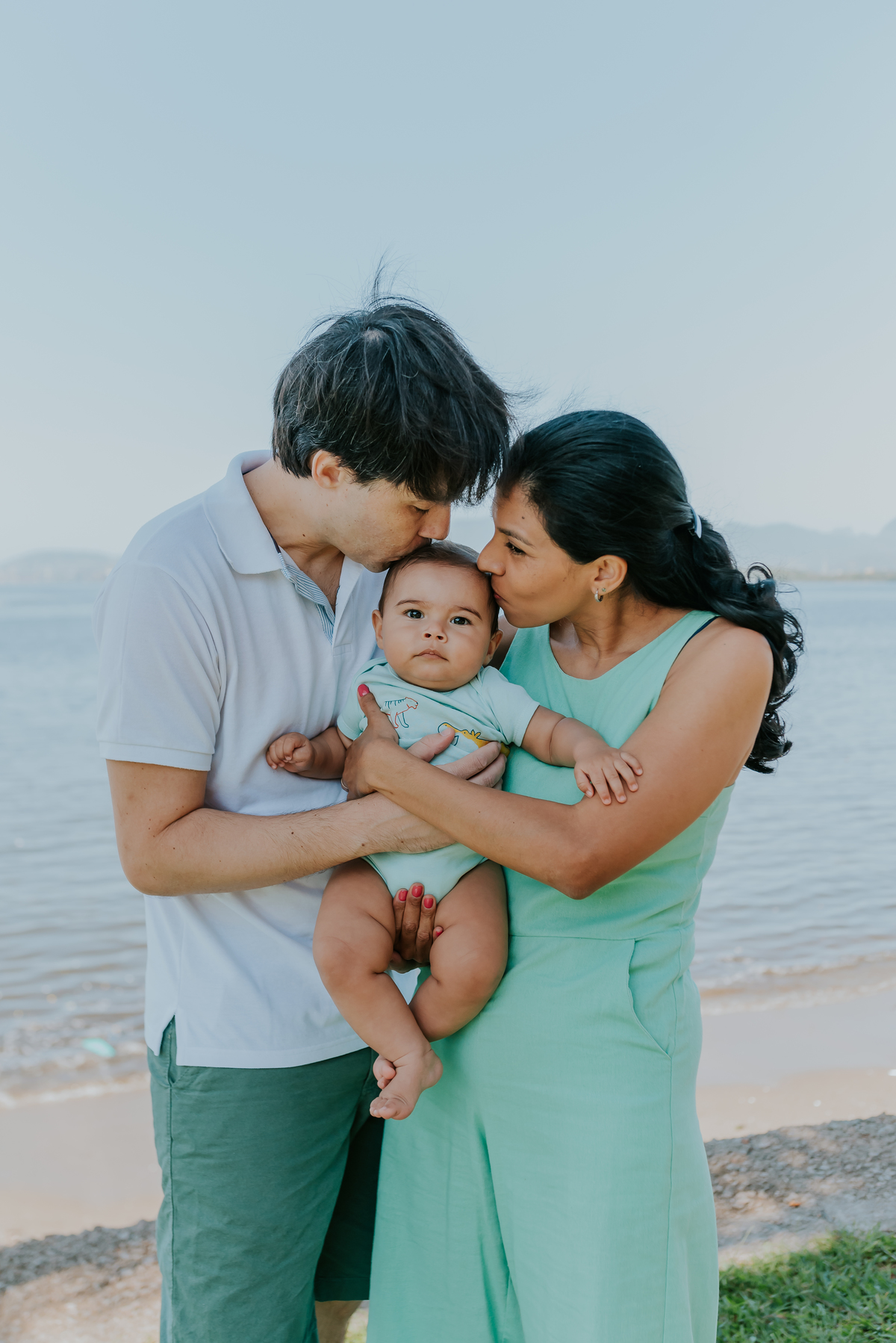 fotografia ensaio família externo quebra coco ilha do governador 8 meses do Theo acompanhamento rio de janeiro