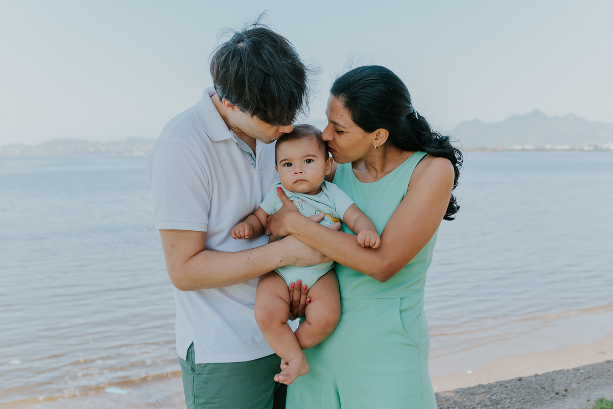 fotografia ensaio família externo quebra coco ilha do governador 8 meses do Theo acompanhamento rio de janeiro