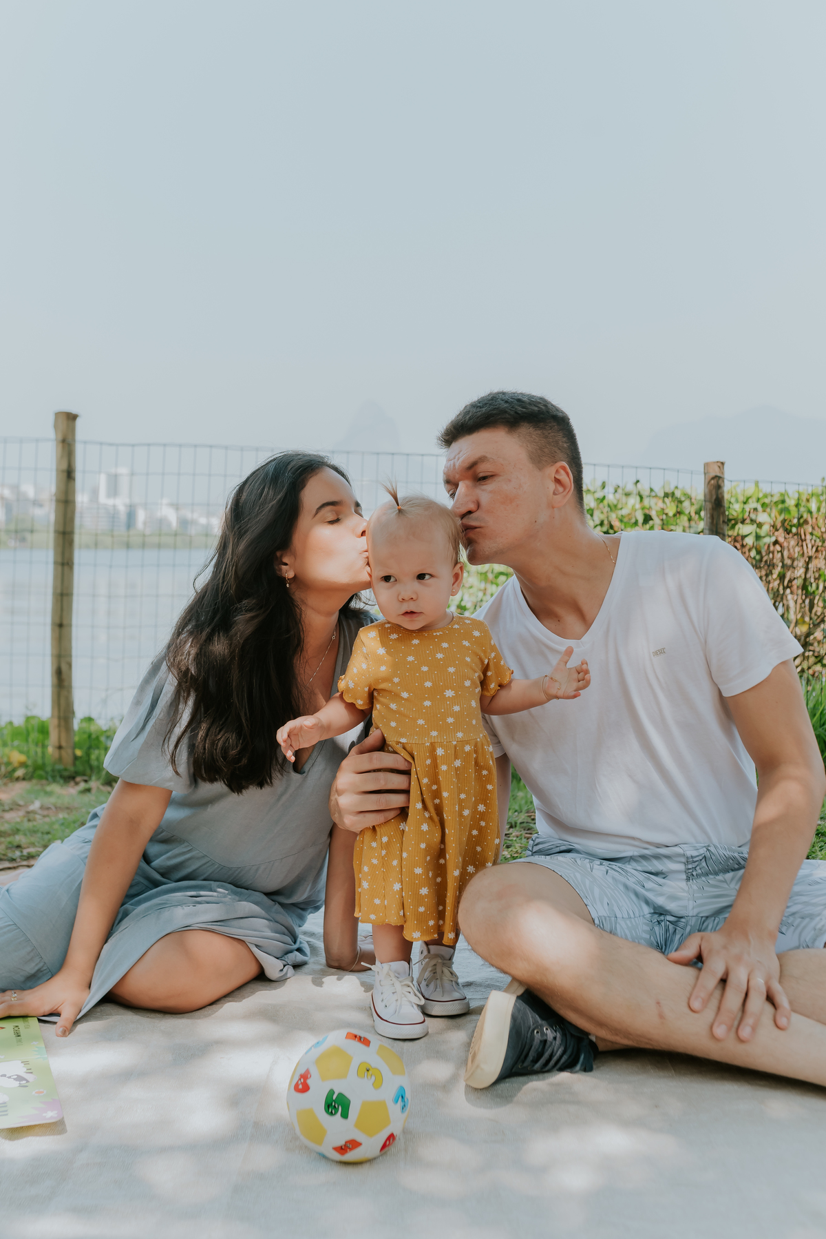 fotografia ensaio externo familia Lagoa Rodrigo de Freitas Rio de Janeiro fotografa bruna guerson 