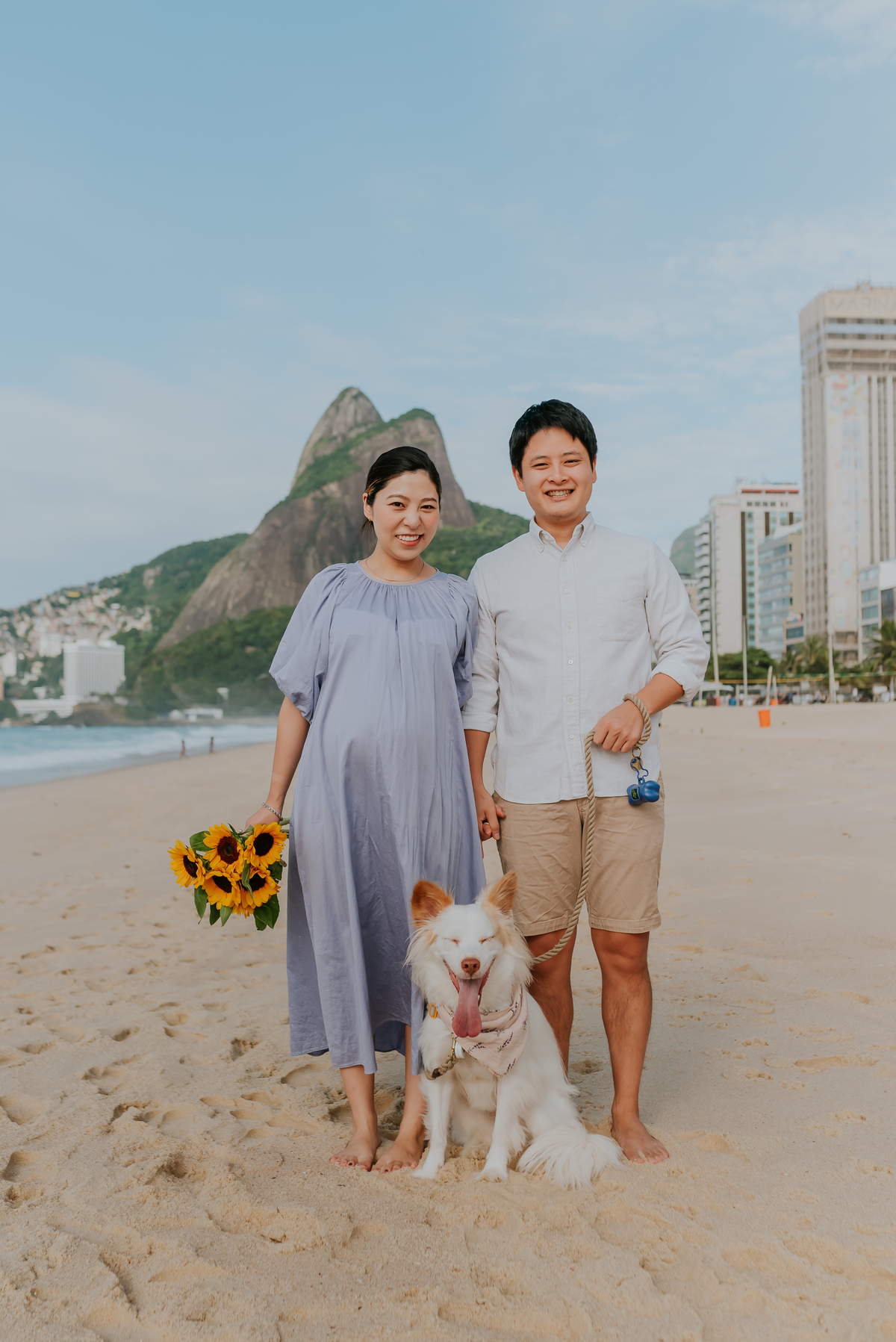 fotografia ensaio externo gestante familia na praia Leblon Rio de Janeiro fotografa bruna guerson