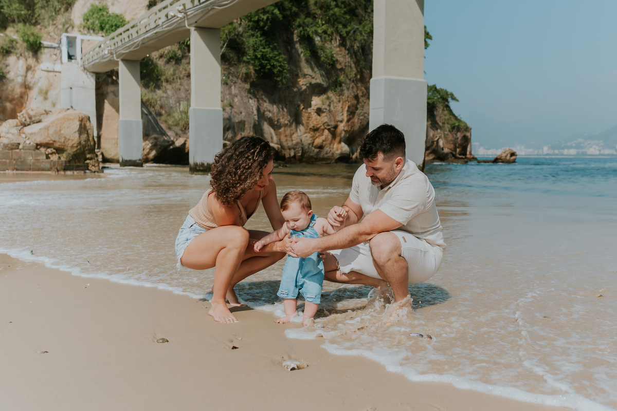 fotografia ensaio familia externo acompanhamento bebe 7 meses praia da boa viagem Niteroi rio de janeiro fotografa 