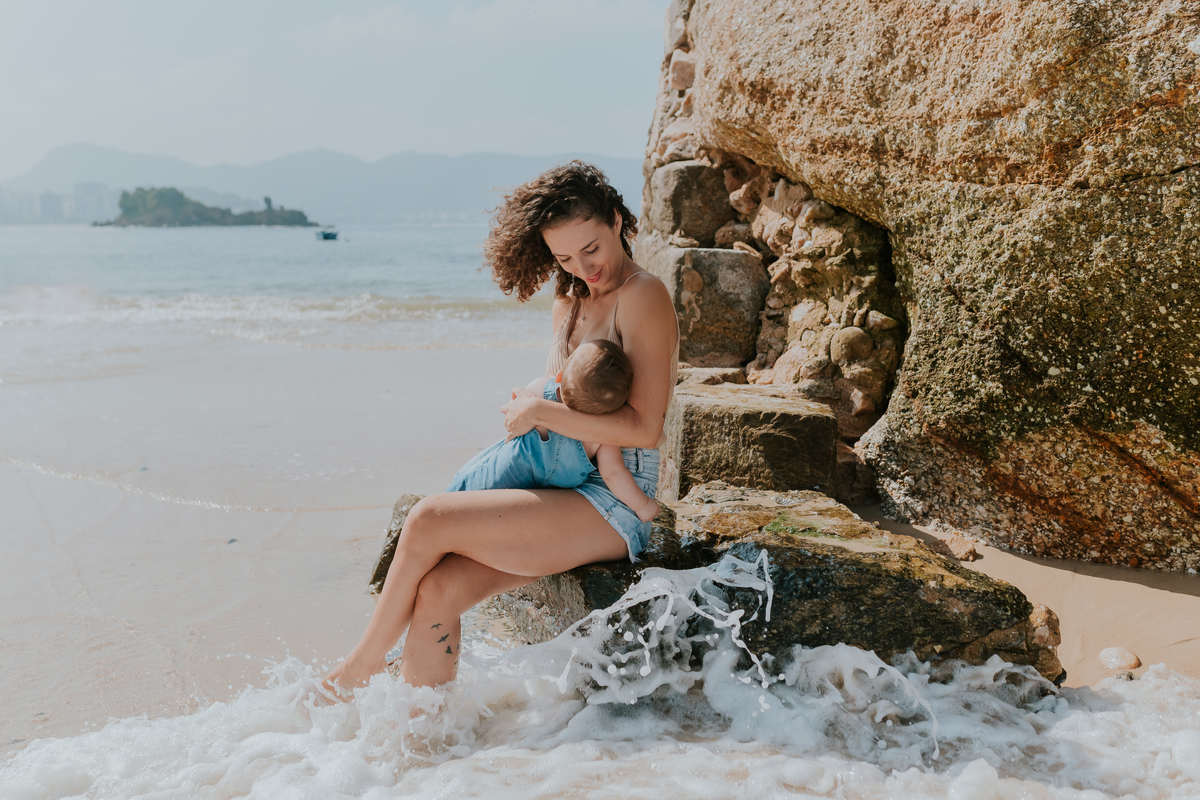 fotografia ensaio familia externo acompanhamento bebe 7 meses praia da boa viagem Niteroi rio de janeiro fotografa 