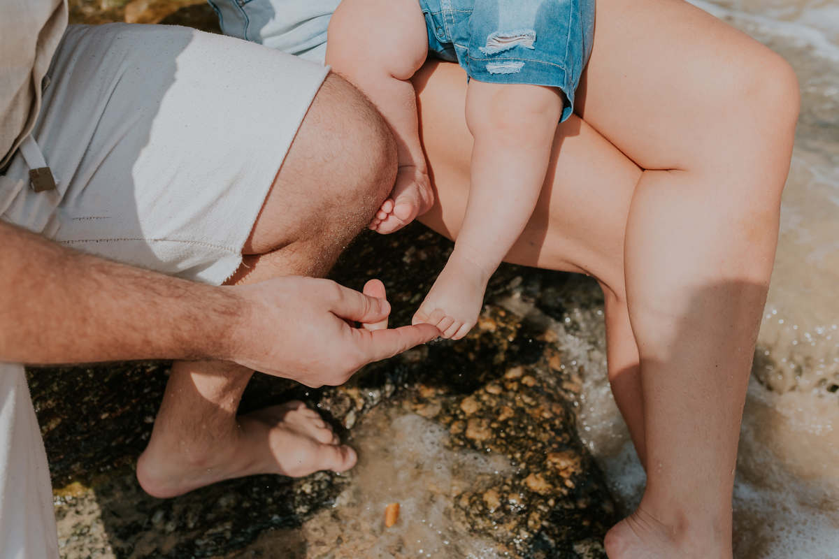fotografia ensaio familia externo acompanhamento bebe 7 meses praia da boa viagem Niteroi rio de janeiro fotografa 